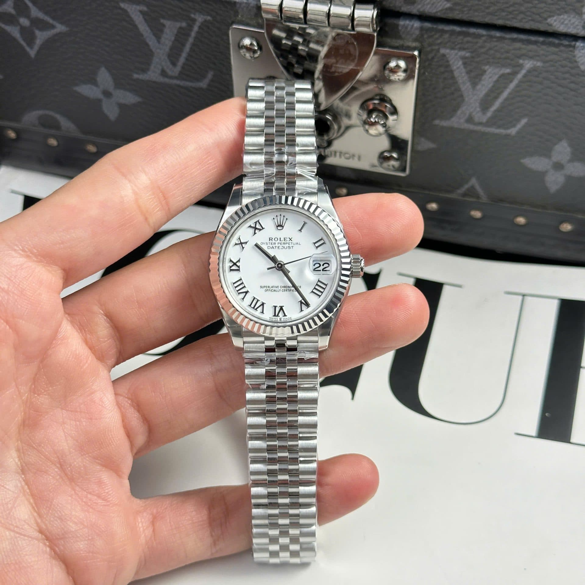 Dong-Ho-Rolex-DateJust-Fake-11-Cao-Cap-Mat-Trang-Coc-So-La-Ma-Nha-May-THB-31mm-3-1