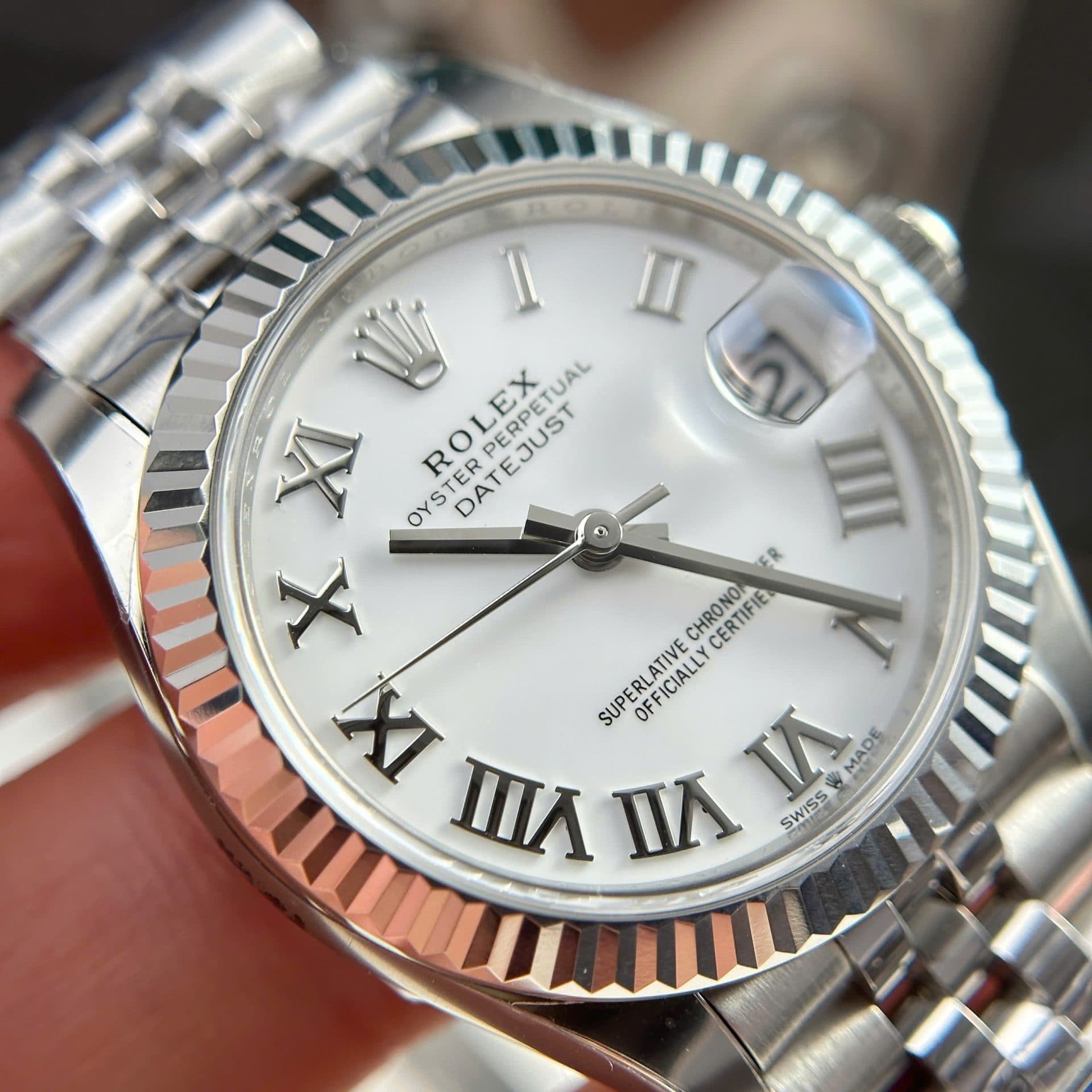 Dong-Ho-Rolex-DateJust-Fake-11-Cao-Cap-Mat-Trang-Coc-So-La-Ma-Nha-May-THB-31mm-8-1