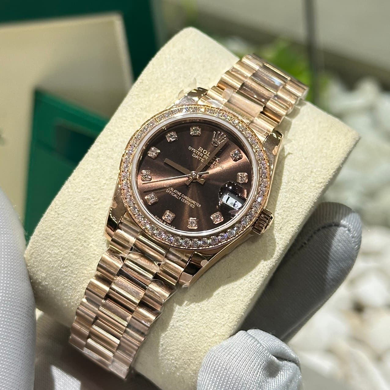 Dong-Ho-Rolex-DateJust-Fake-Mat-Chocolate-Day-Oyster-BP-Factory-31mm-4-1