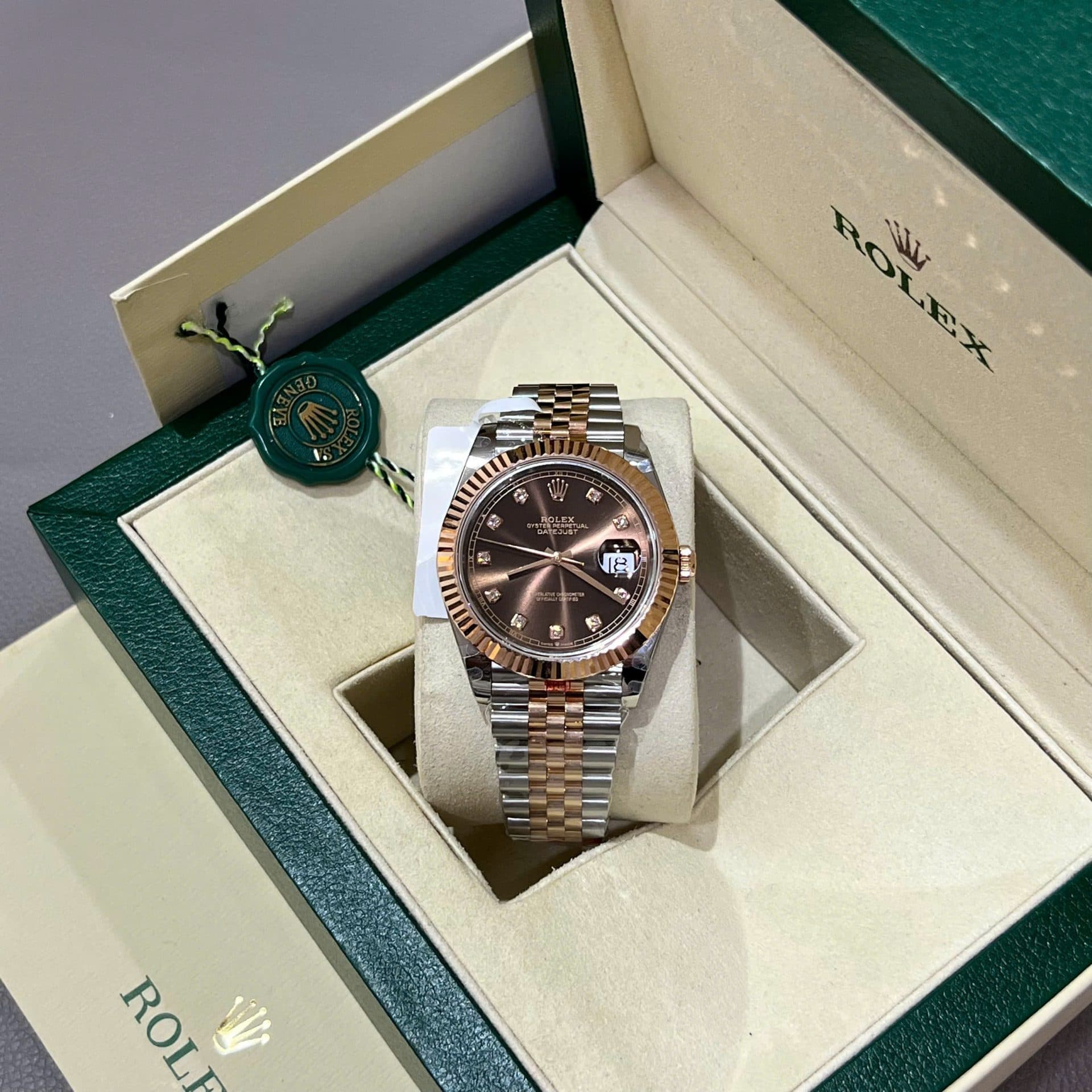 Dong-Ho-Rolex-DateJust-Mat-Chocolate-Che-Tac-Boc-Vang-That-Nha-May-GM-41mm-6-1