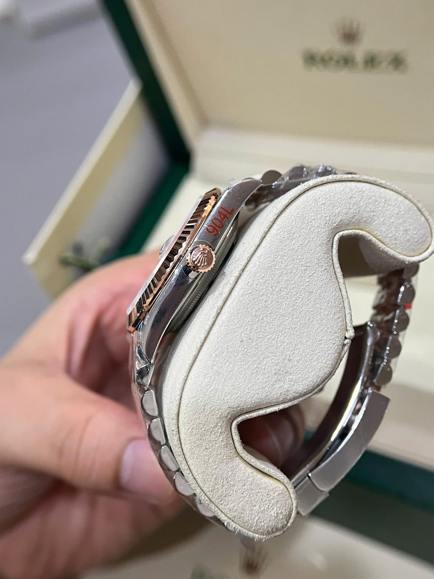 Dong-Ho-Rolex-DateJust-Mat-Chocolate-Che-Tac-Boc-Vang-That-Nha-May-GM-41mm-8-1