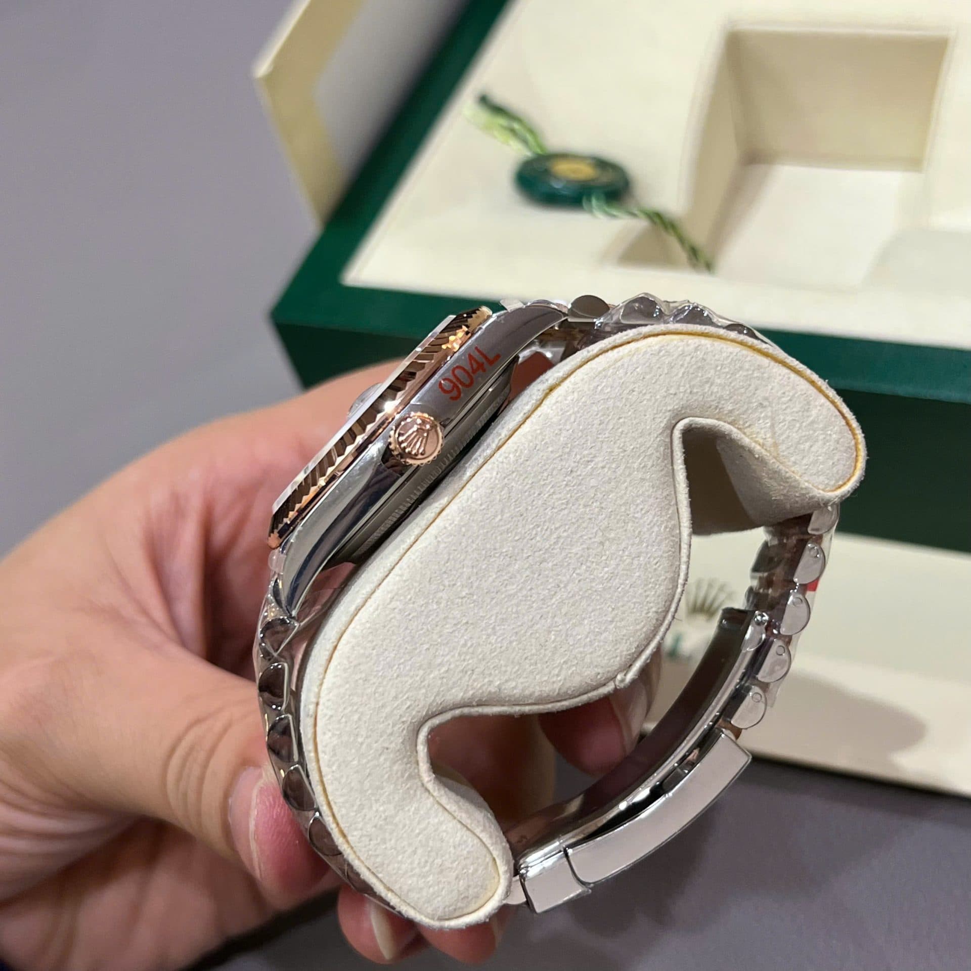 Dong-Ho-Rolex-DateJust-Mat-Kham-Xa-Cu-Che-Tac-Boc-Vang-That-Nha-May-GM-41mm-6-1