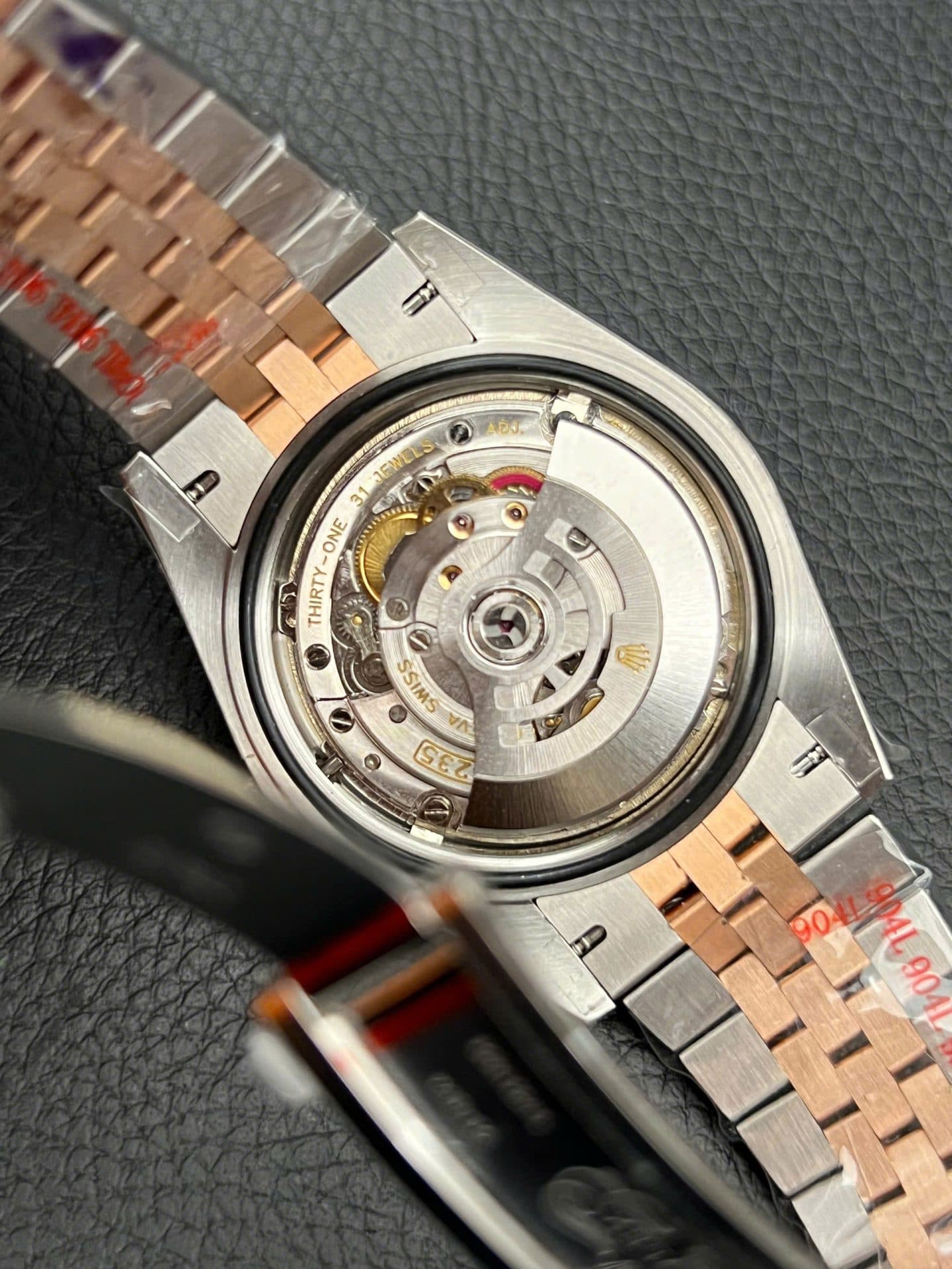 Dong-Ho-Rolex-DateJust-Mat-Kham-Xa-Cu-Che-Tac-Boc-Vang-That-Nha-May-GM-41mm-8-1