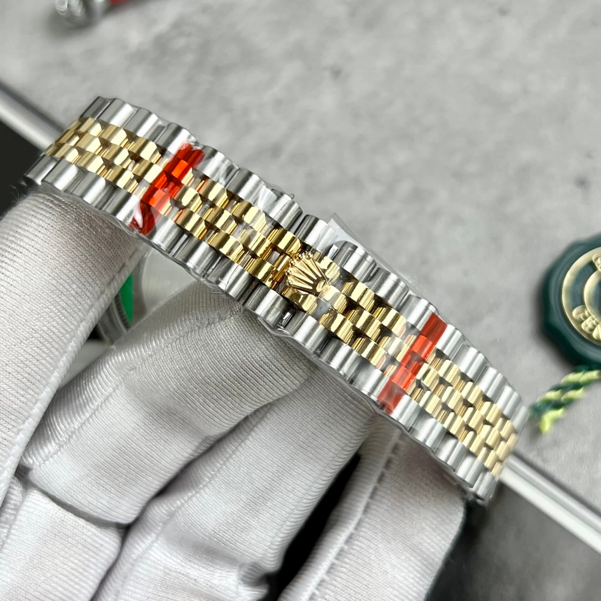 Dong-Ho-Rolex-DateJust-Mat-So-Xa-Cu-DemiGold-Fake-11-31mm-6-scaled-1