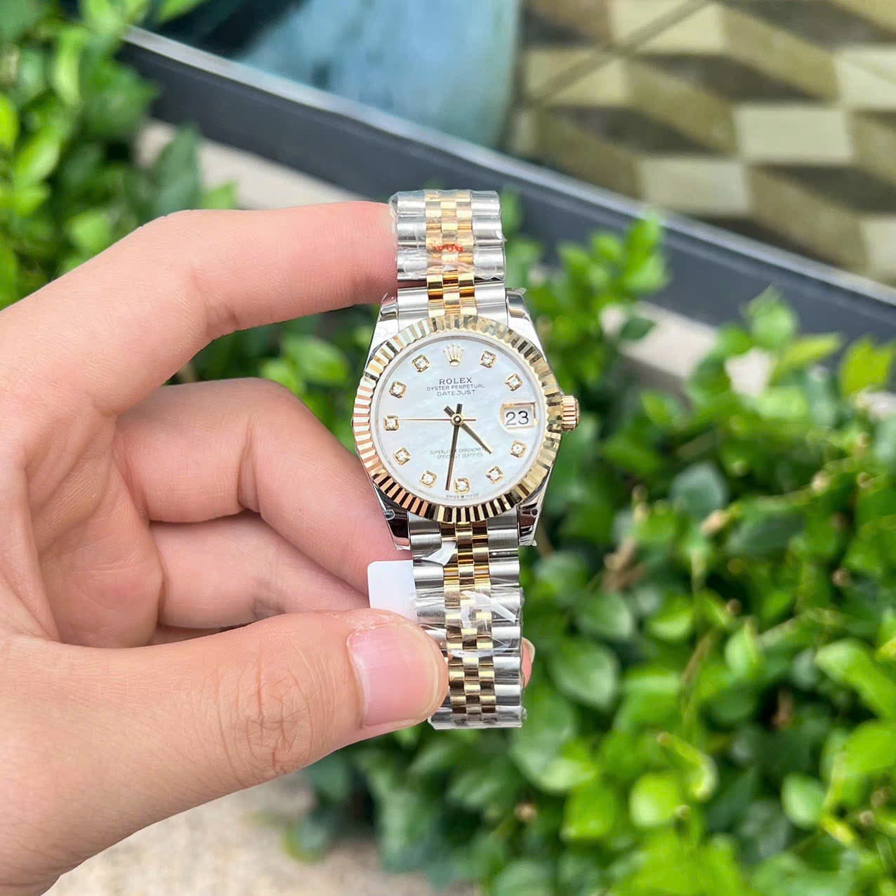Dong-Ho-Rolex-DateJust-Nu-Boc-Vang-18K-Mat-Xa-Cu-GM-Factory-31mm-4-1