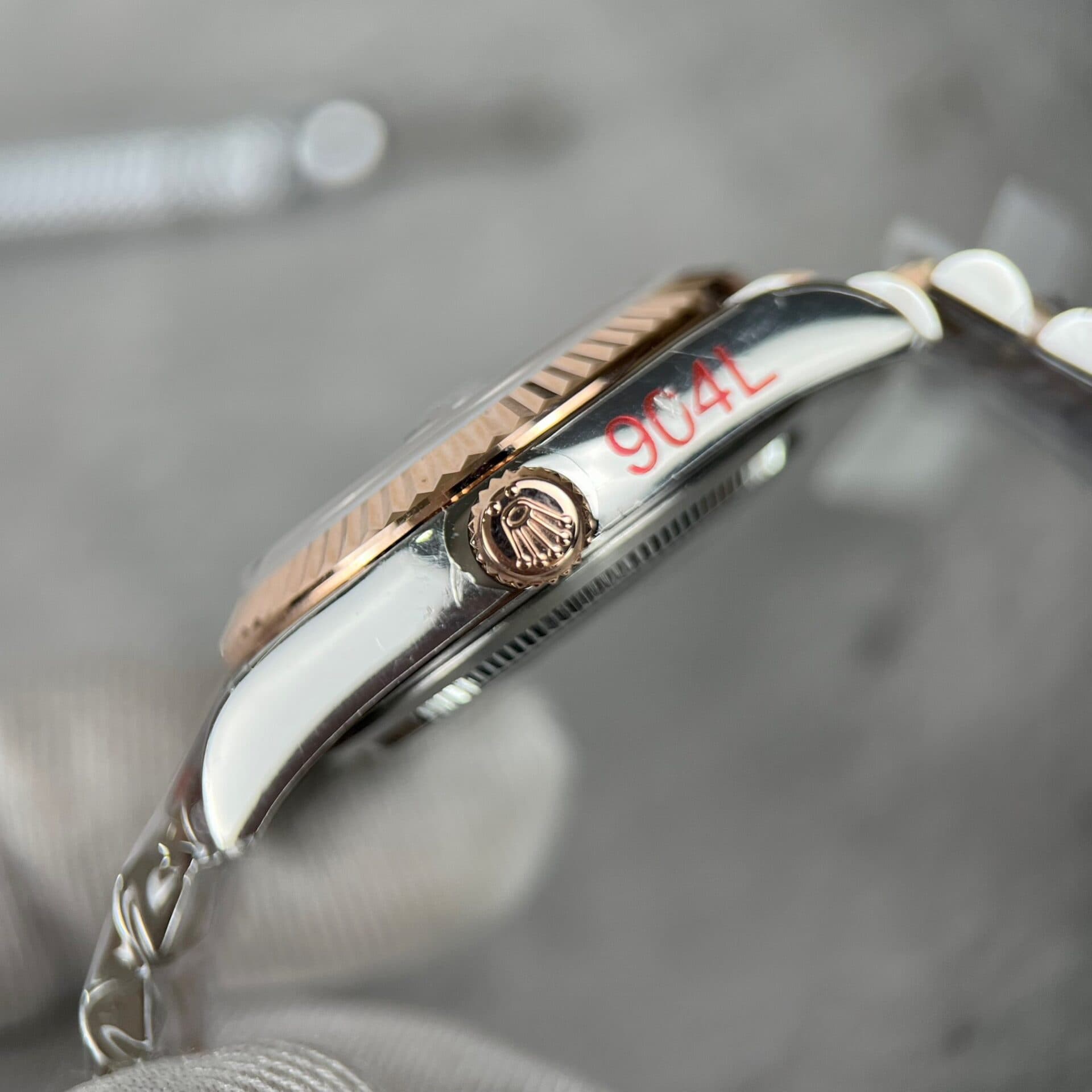 Dong-Ho-Rolex-DateJust-Nu-Boc-Vang-Mat-Chocolate-Coc-La-Ma-GM-31mm-1-1