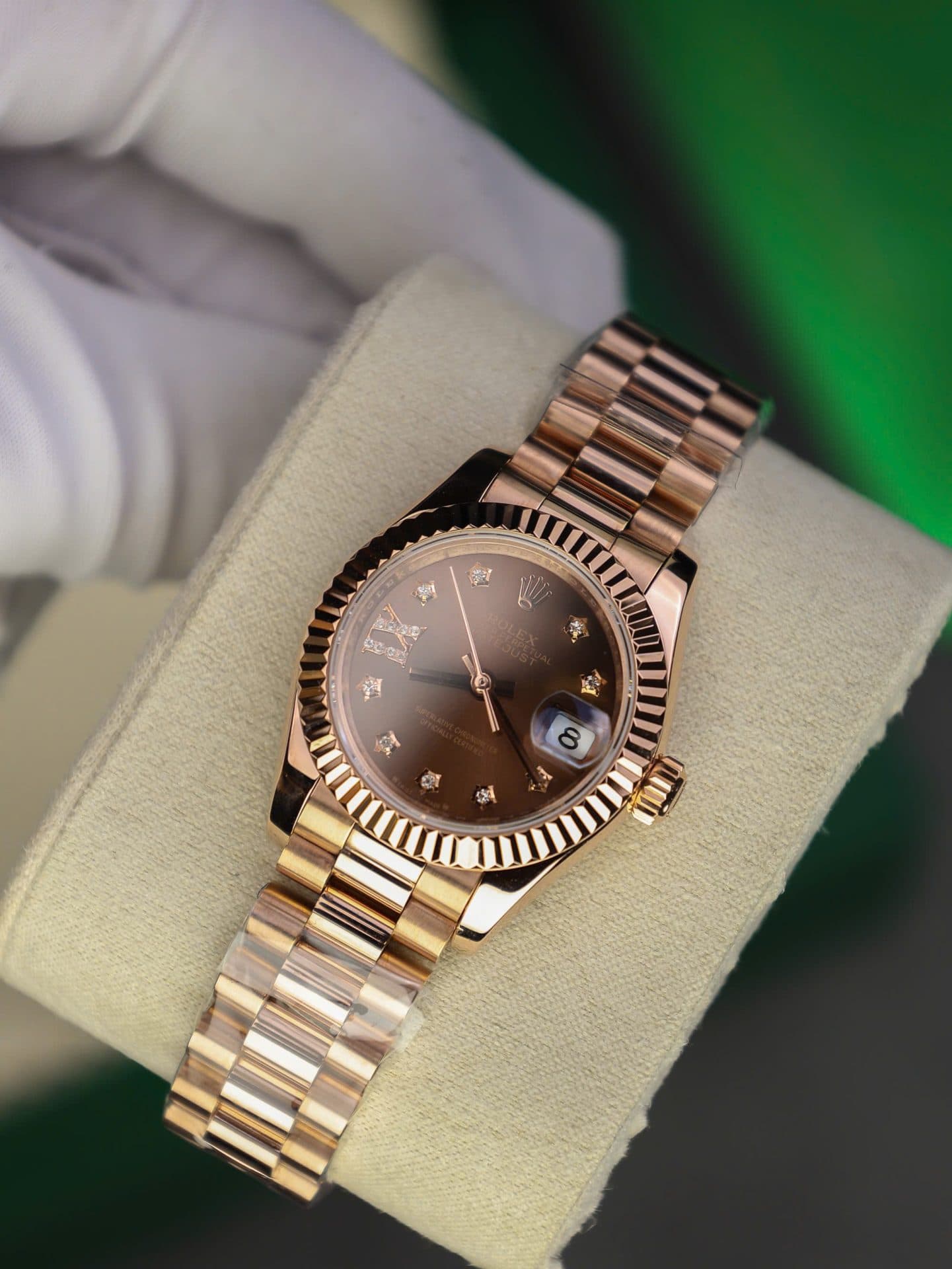 Dong-Ho-Rolex-DateJust-Nu-Che-Tac-Boc-Vang-That-Mat-Chocolate-Nha-May-GM-28mm-2-1
