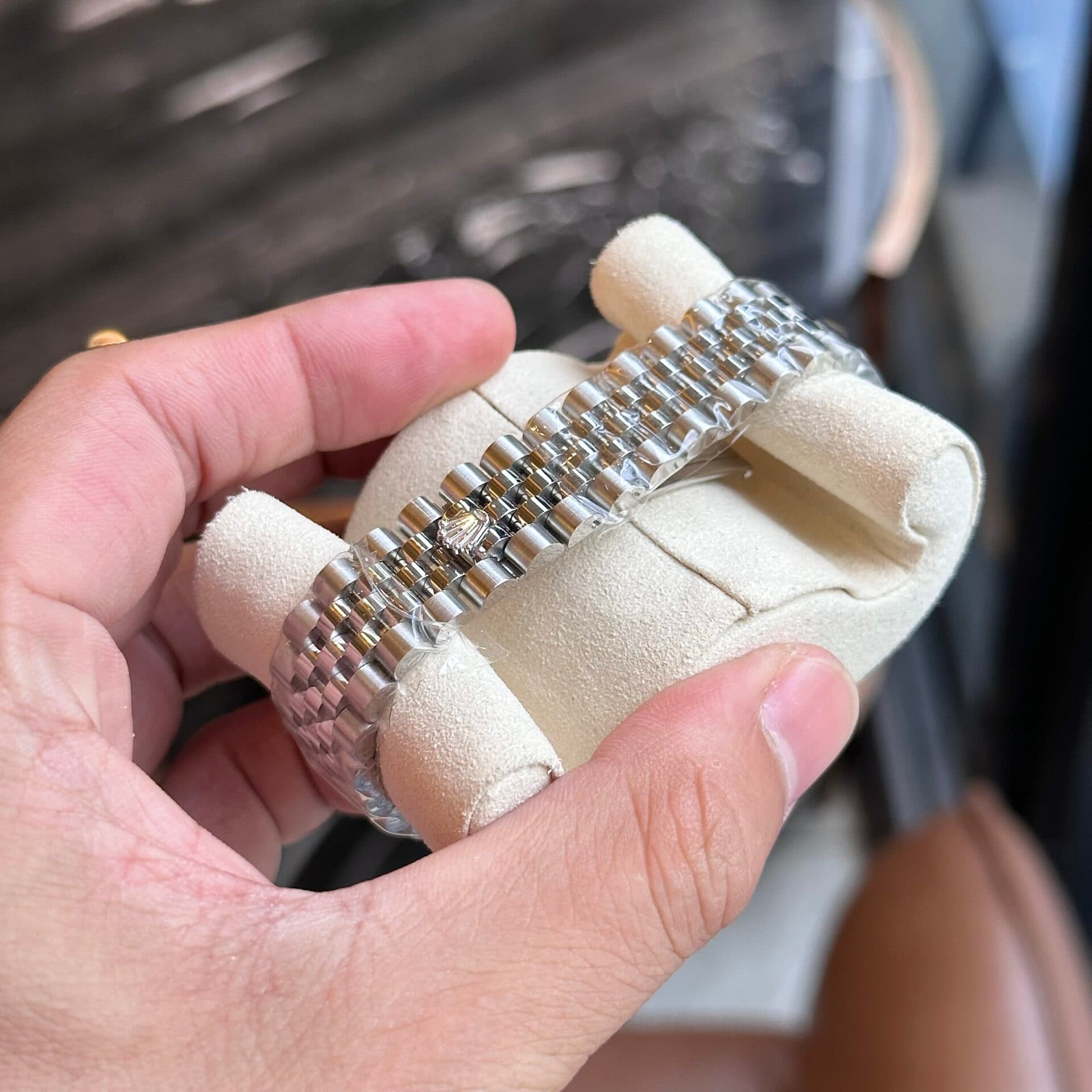 Dong-Ho-Rolex-DateJust-Nu-Dinh-Da-Mat-So-Mau-Hong-EW-31mm-6-1