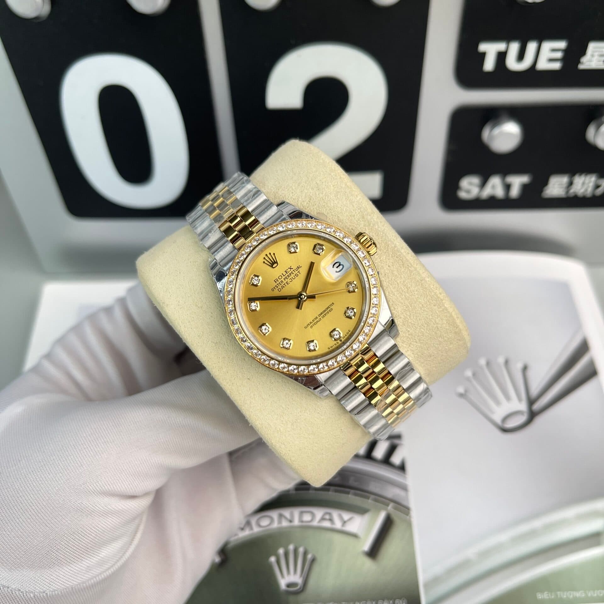 Dong-Ho-Rolex-DateJust-Nu-Dinh-Da-Mat-Vang-Champagne-EW-Factory-31mm-1-1
