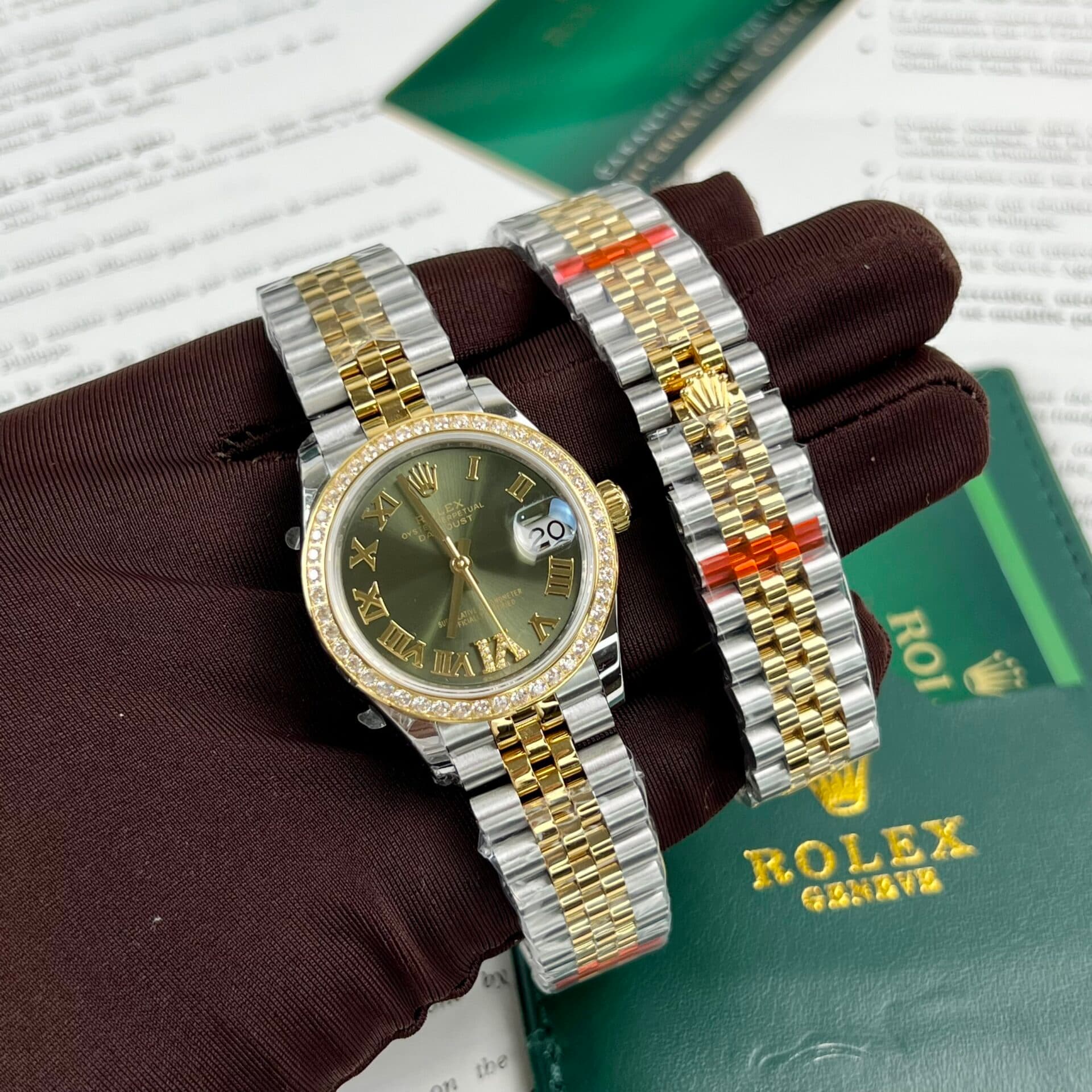 Dong-Ho-Rolex-DateJust-Nu-Dinh-Da-Mat-Xanh-Ngoc-Rep-11-31mm-3-1