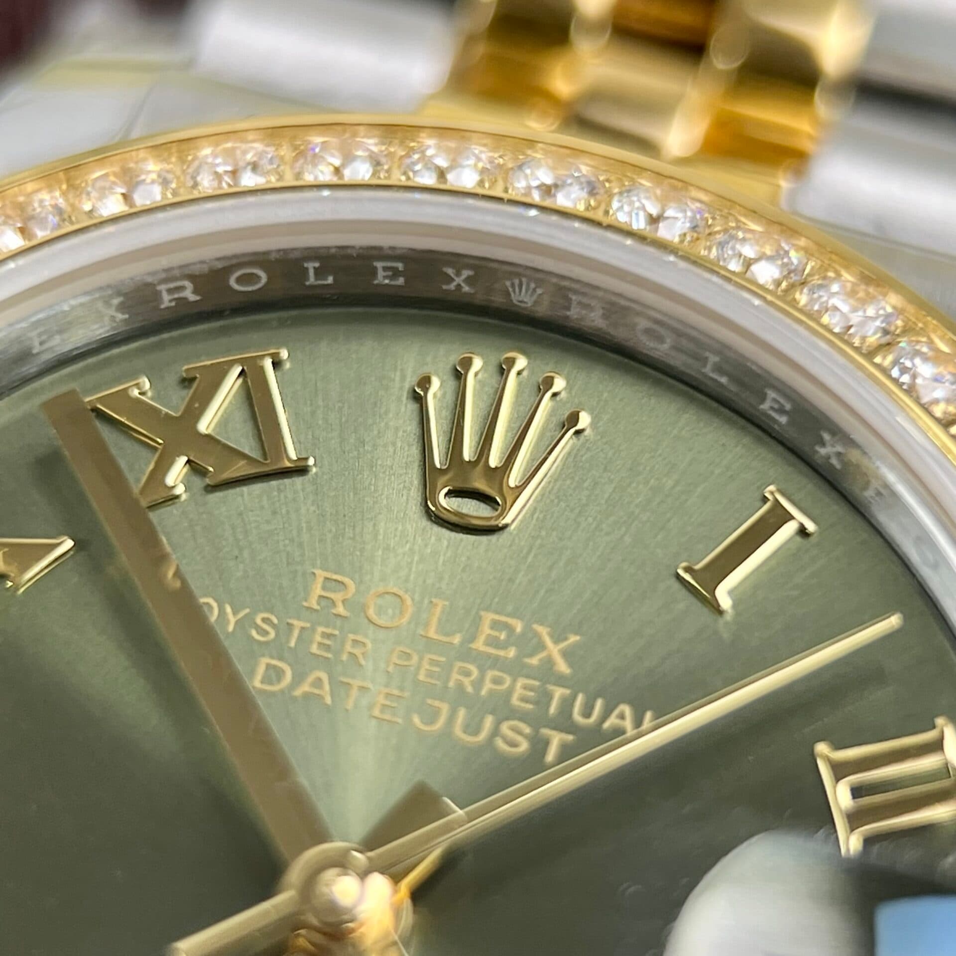 Dong-Ho-Rolex-DateJust-Nu-Dinh-Da-Mat-Xanh-Ngoc-Rep-11-31mm-6-1