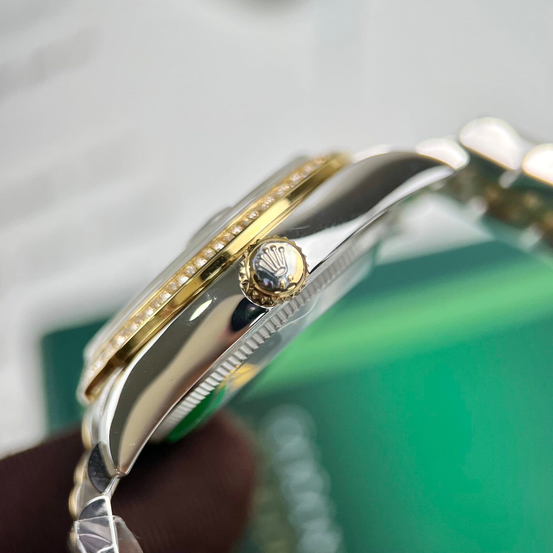 Dong-Ho-Rolex-DateJust-Nu-Dinh-Da-Mat-Xanh-Ngoc-Rep-11-31mm-7-1