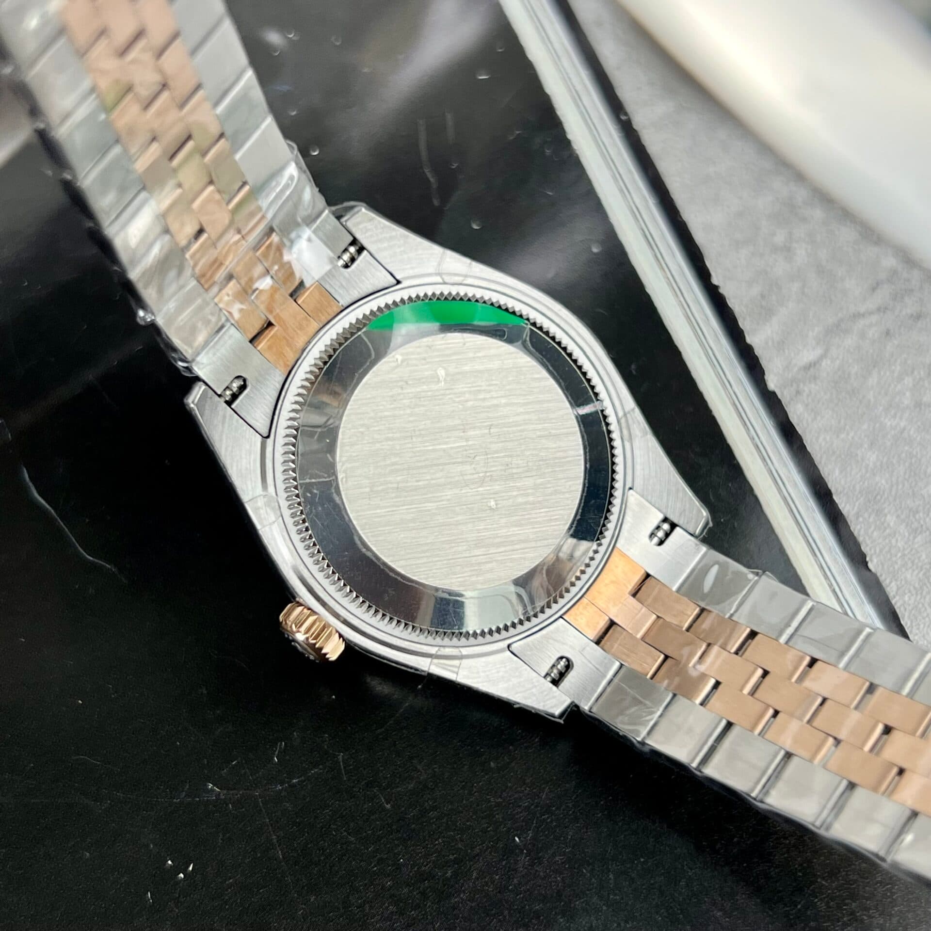 Dong-Ho-Rolex-DateJust-Nu-Mat-Hoa-La-Dinh-Da-Replica-31mm-7-1