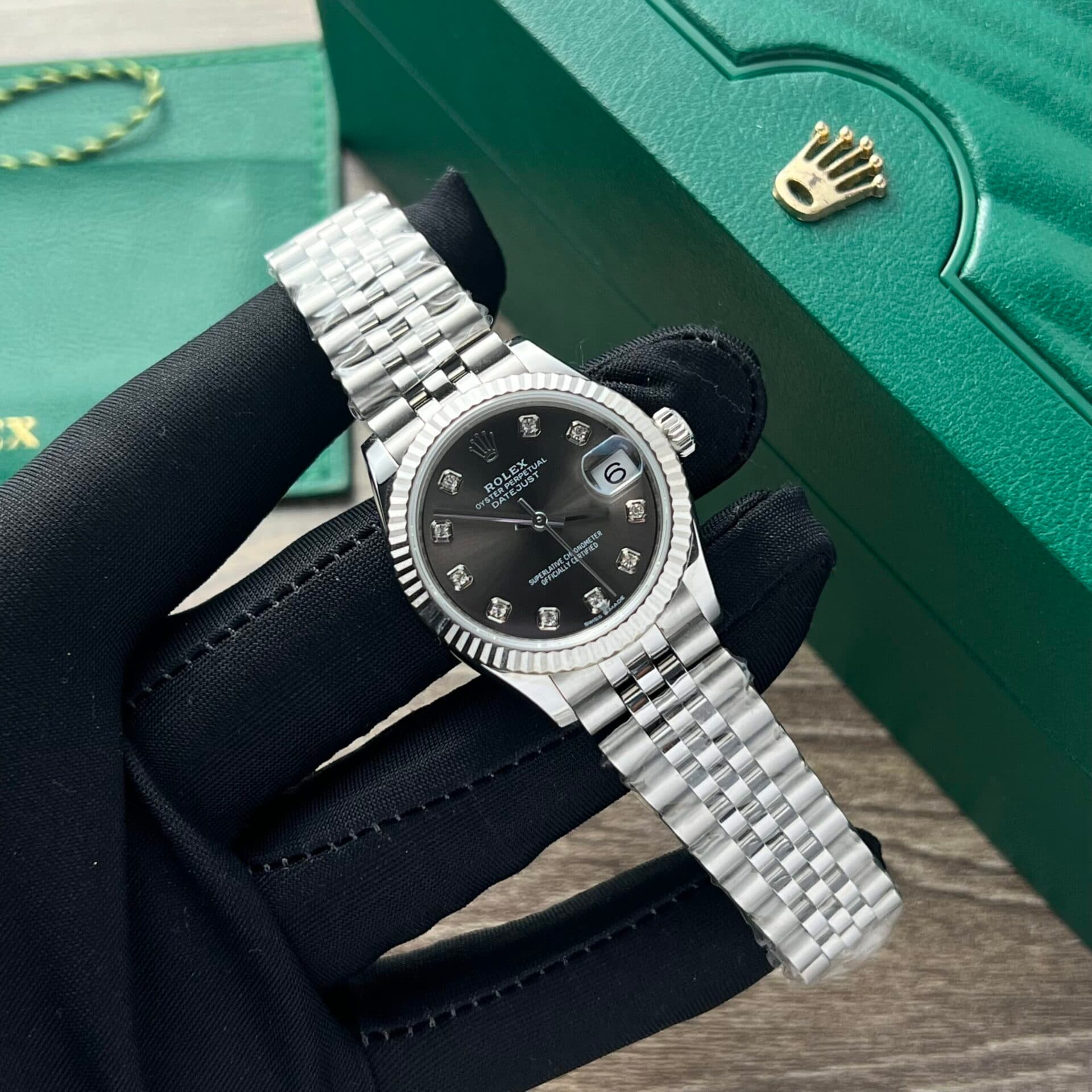 Dong-Ho-Rolex-DateJust-Nu-Mat-Xam-Chai-Tia-Replica-11-31mm-1-scaled-1