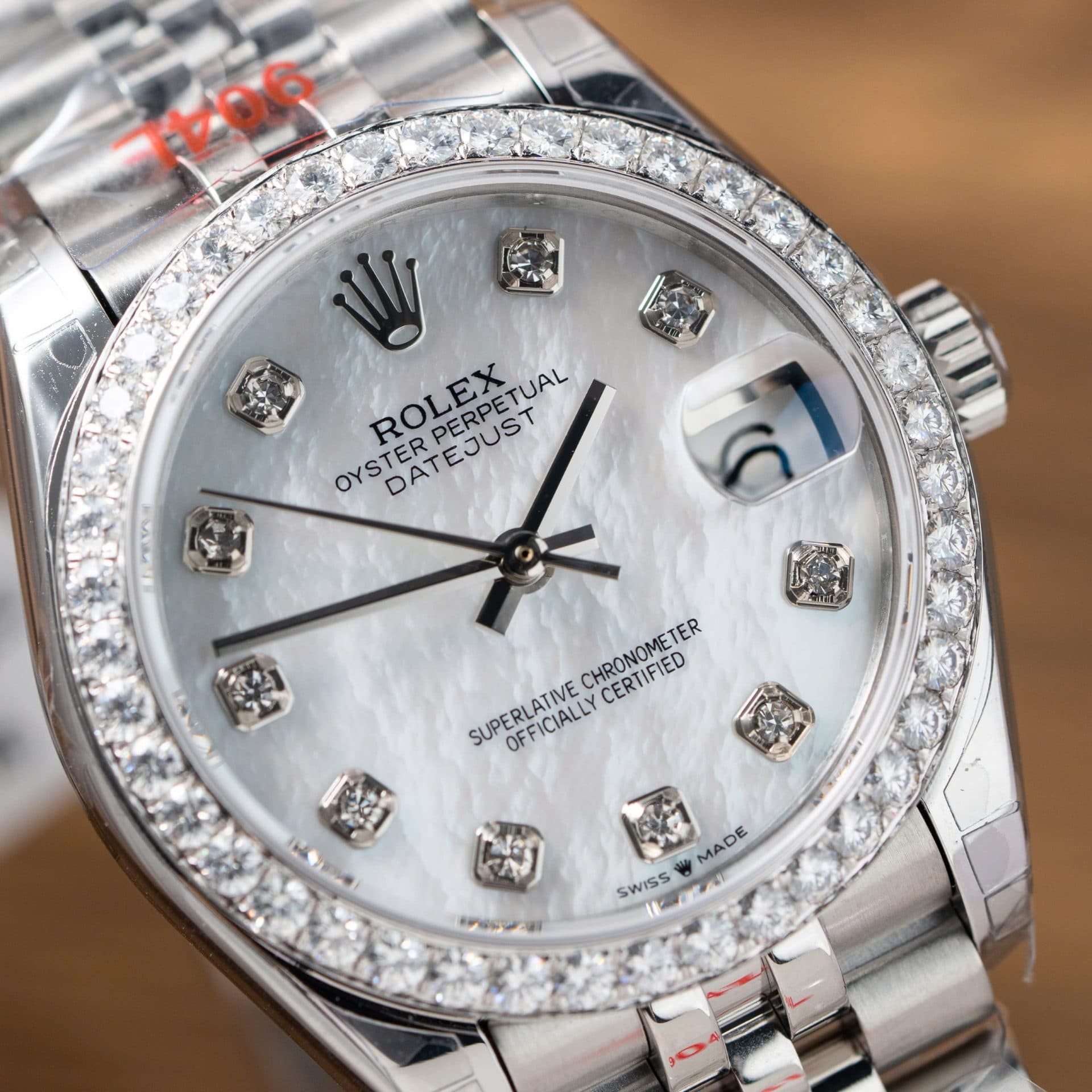 Dong-Ho-Rolex-DateJust-Rep-11-Nu-Mat-MOP-Nieng-Do-Kim-Cuong-Moissanite-31mm-11-1