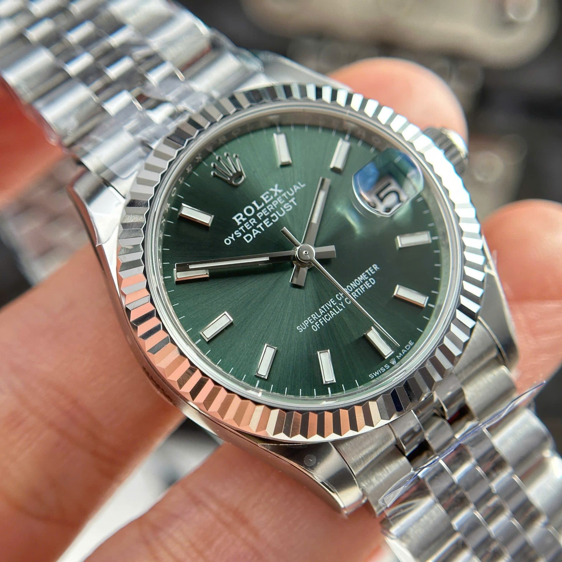 Dong-Ho-Rolex-DateJust-Replica-1-1-Mat-Xanh-La-Cay-Nha-May-THB-31mm-5-1