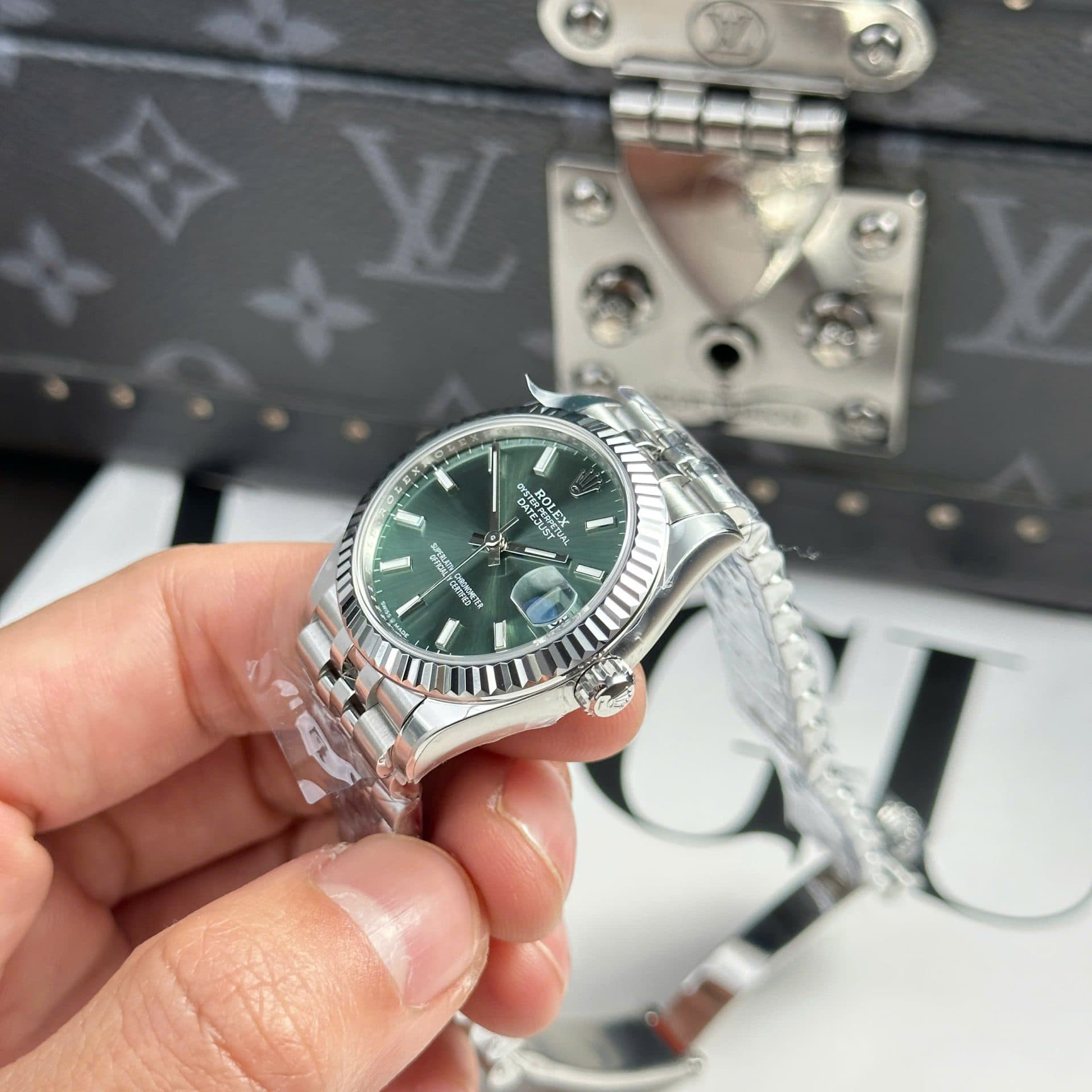 Dong-Ho-Rolex-DateJust-Replica-1-1-Mat-Xanh-La-Cay-Nha-May-THB-31mm-6-1