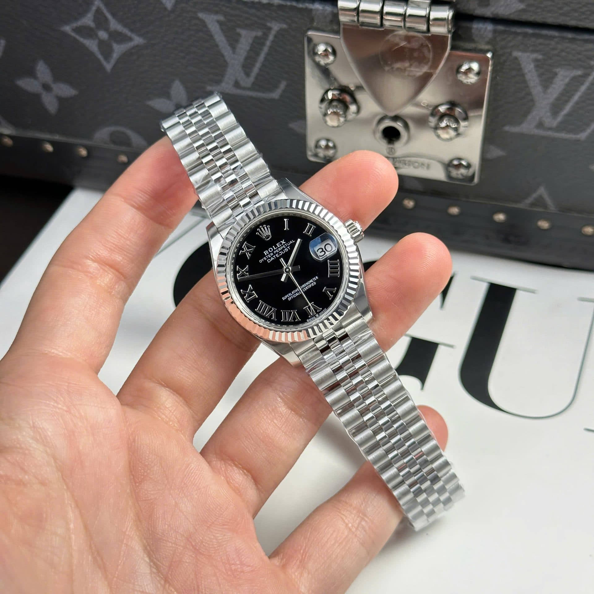 Dong-Ho-Rolex-DateJust-Replica-11-Mat-Den-Coc-So-La-Ma-Nha-May-THB-31mm-1-1