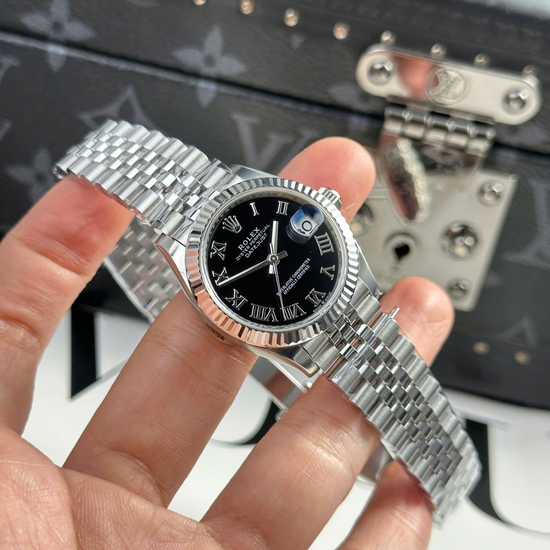 Dong-Ho-Rolex-DateJust-Replica-11-Mat-Den-Coc-So-La-Ma-Nha-May-THB-31mm-6-1