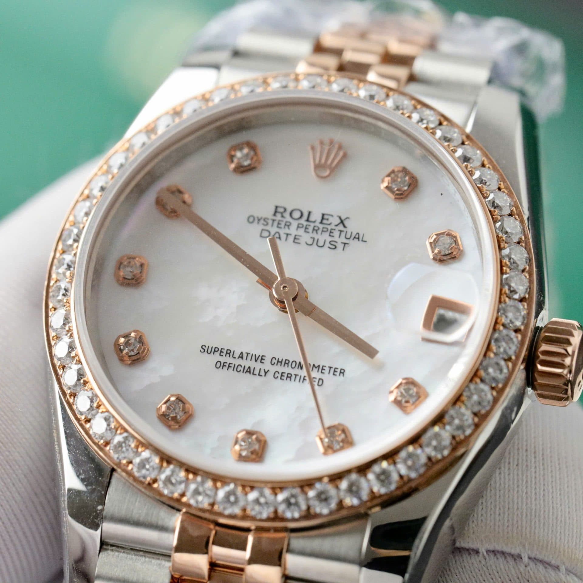 Dong-Ho-Rolex-DateJust-Replica-11-Mat-Kham-Xa-Cu-Dinh-Kim-Cuong-Moissanite-Hong-Kong-31mm-4-1