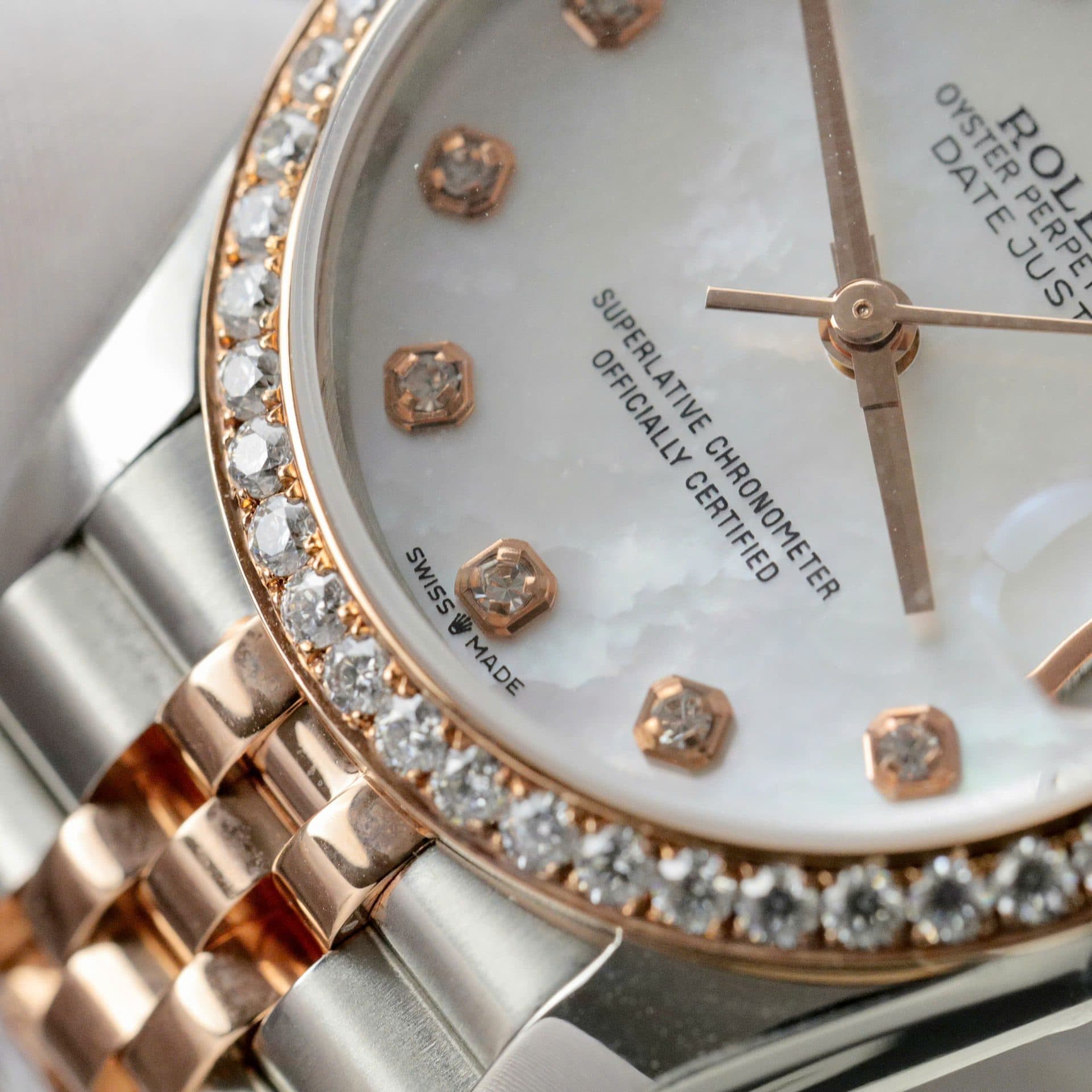 Dong-Ho-Rolex-DateJust-Replica-11-Mat-Kham-Xa-Cu-Dinh-Kim-Cuong-Moissanite-Hong-Kong-31mm-5-1