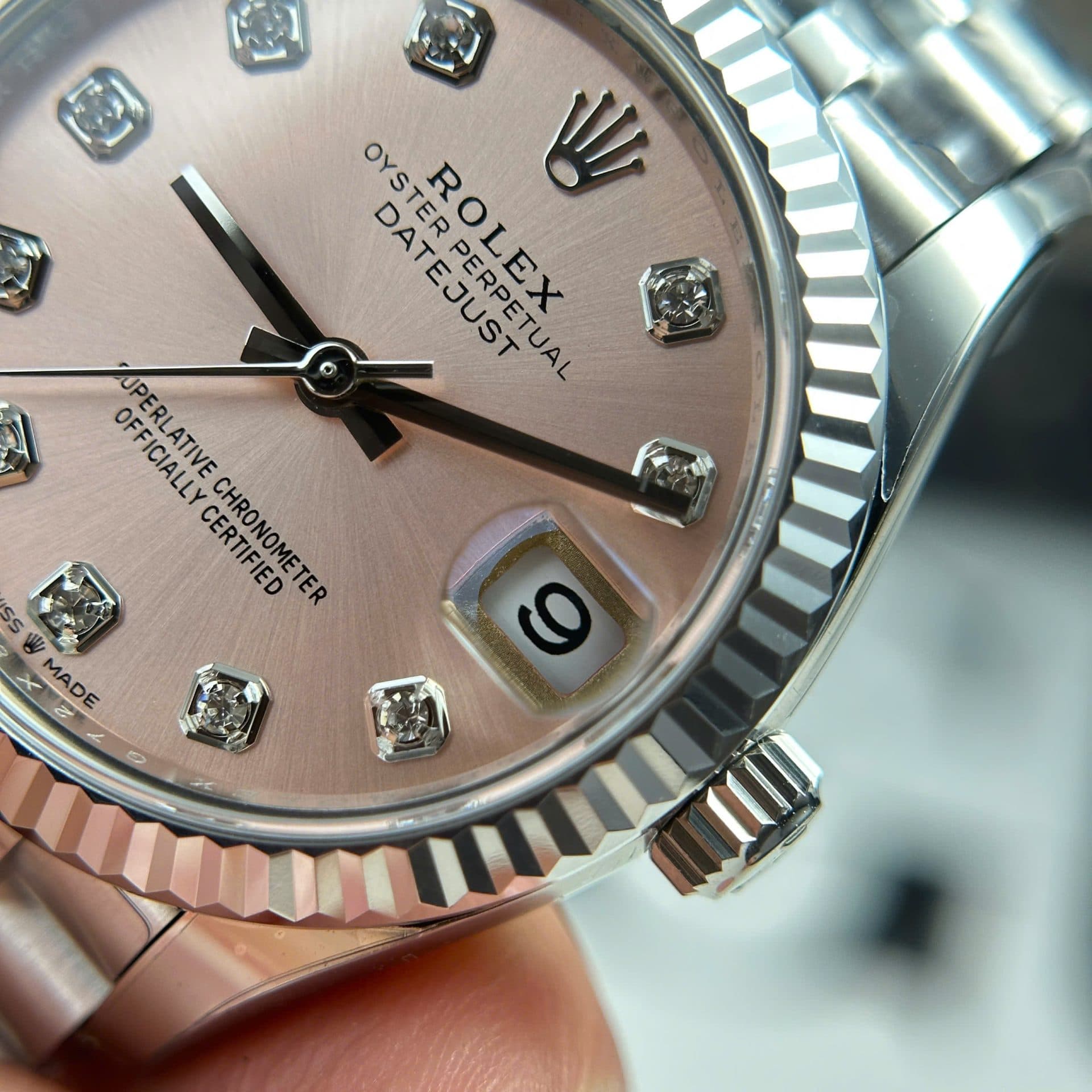 Dong-Ho-Rolex-DateJust-Replica-11-Mat-So-Mau-Hong-Day-Jubilee-Nha-May-THB-31mm-3-1