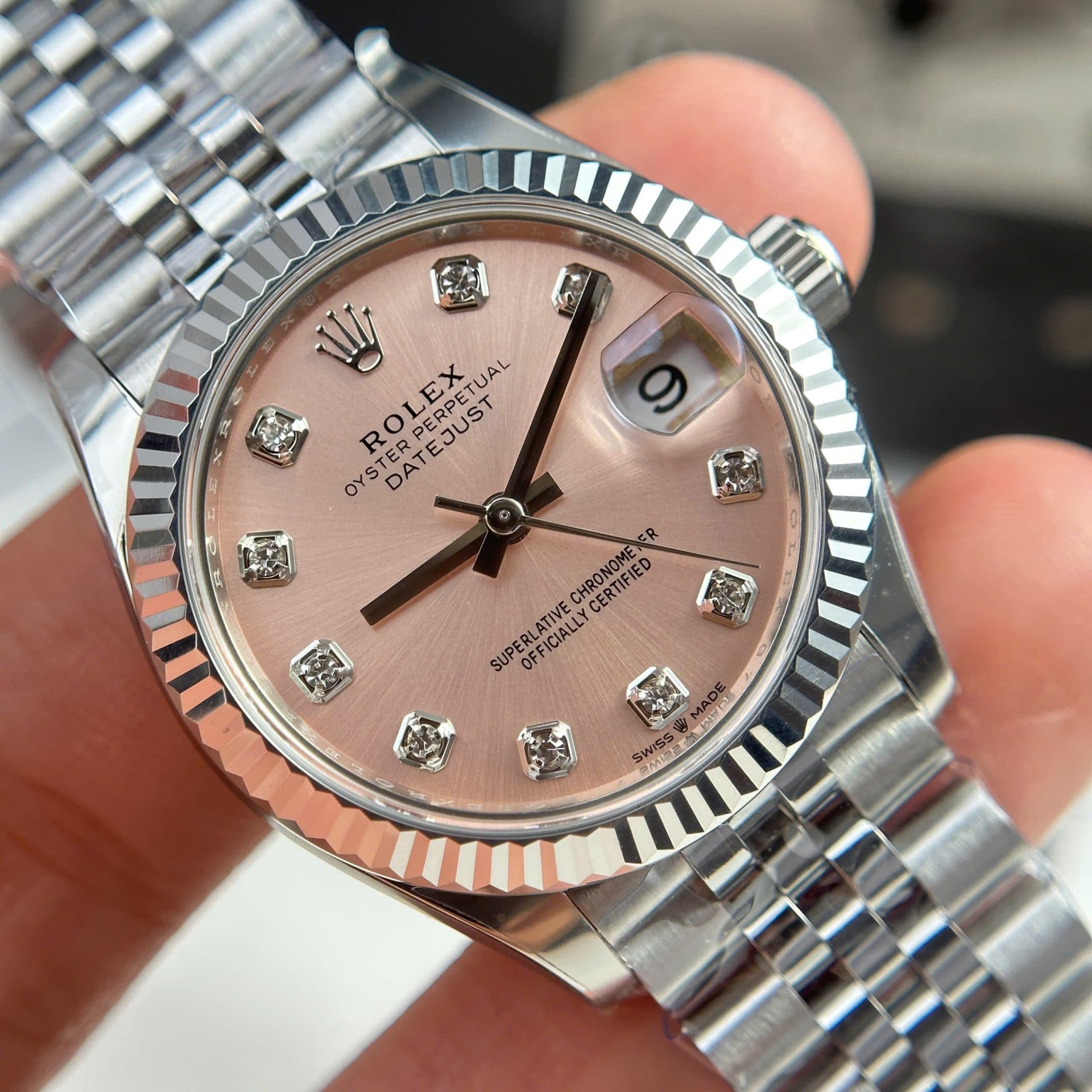 Dong-Ho-Rolex-DateJust-Replica-11-Mat-So-Mau-Hong-Day-Jubilee-Nha-May-THB-31mm-4-1