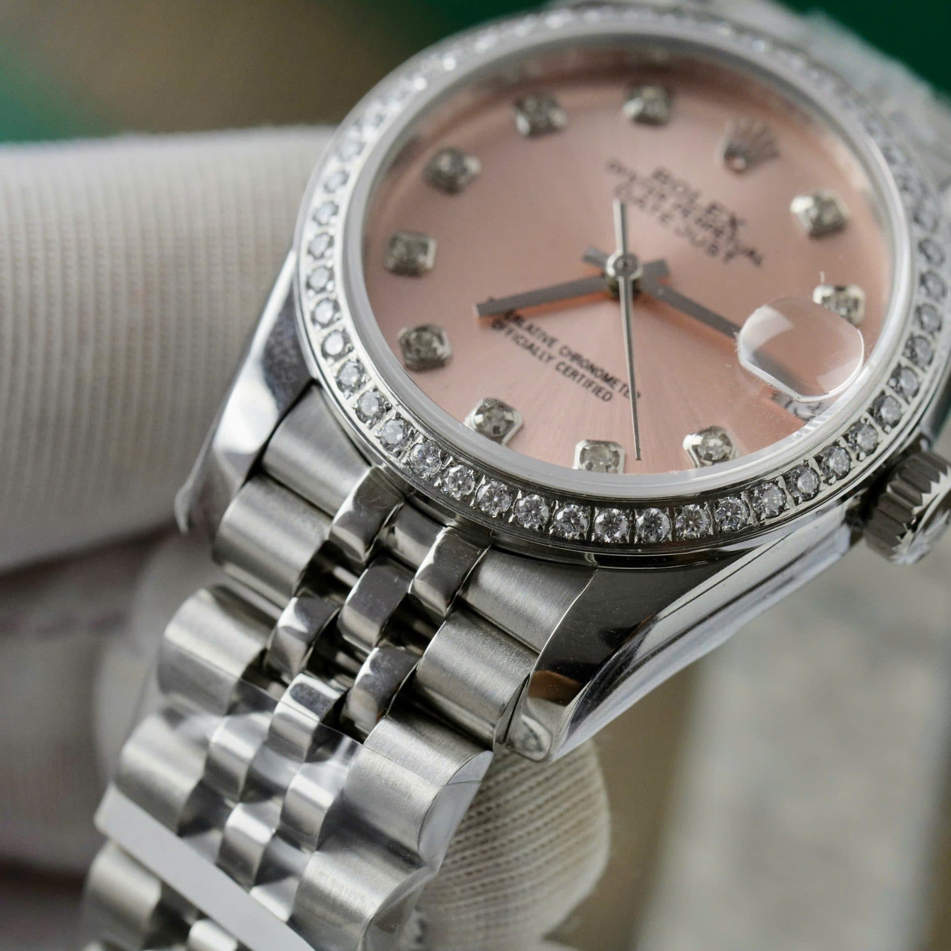 Dong-Ho-Rolex-DateJust-Replica-11-Nu-Mat-Hong-Dinh-Kim-Cuong-Moissanite-31mm-1-1