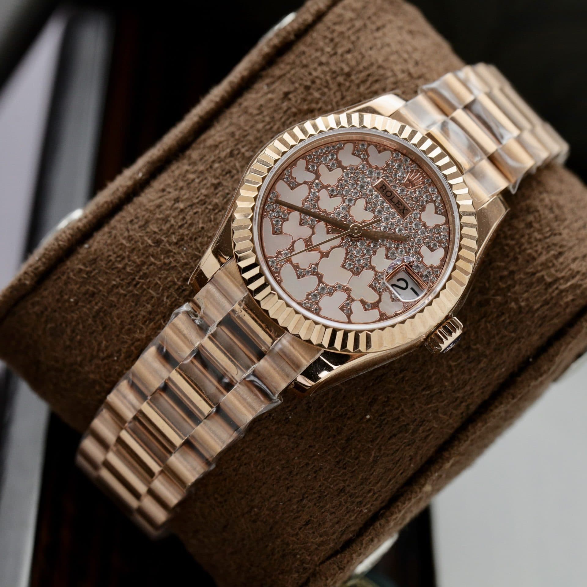 Dong-Ho-Rolex-DateJust-Replica-11-Nu-Mat-So-Buom-Dinh-Da-31mm-2-1