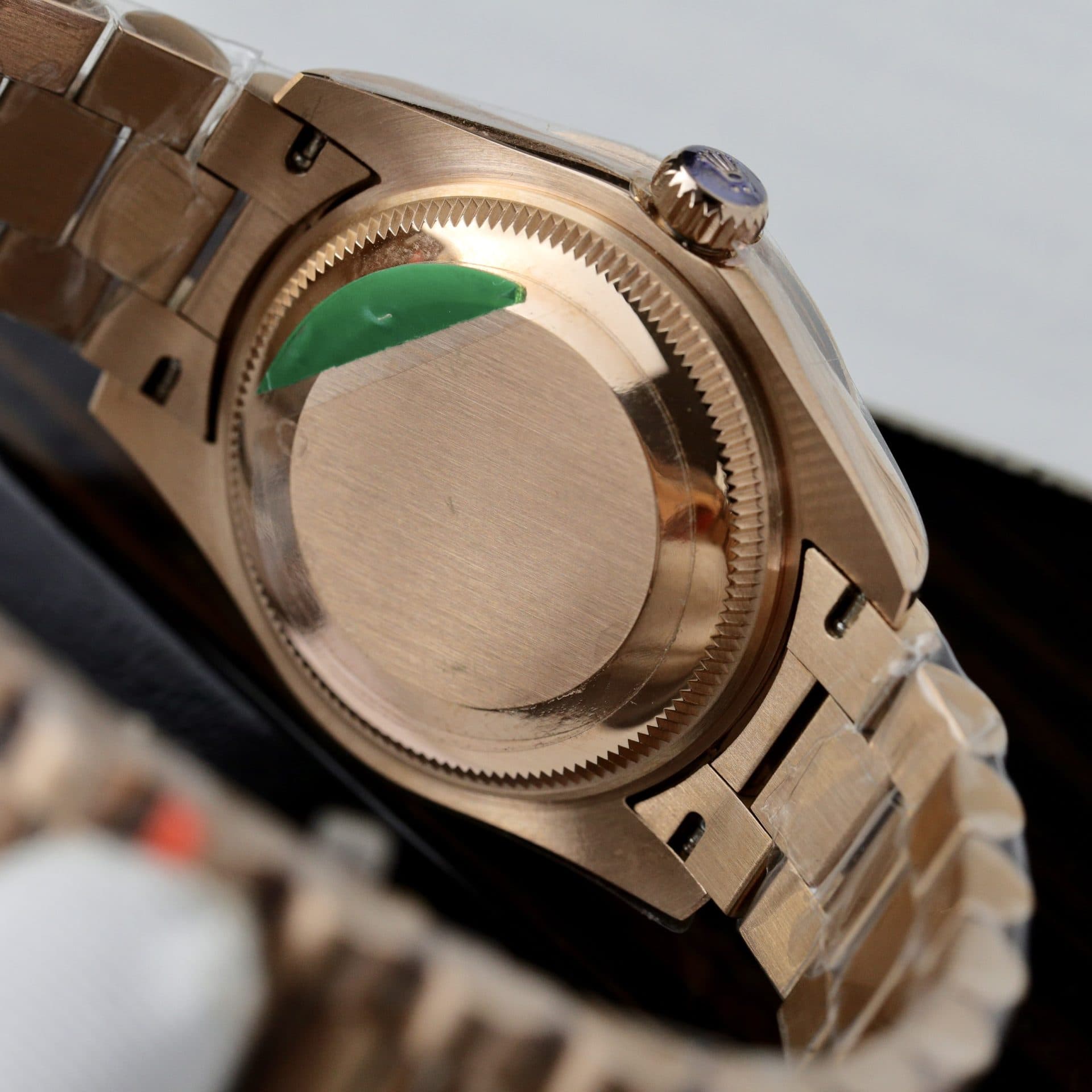 Dong-Ho-Rolex-DateJust-Replica-11-Nu-Mat-So-Buom-Dinh-Da-31mm-9-1