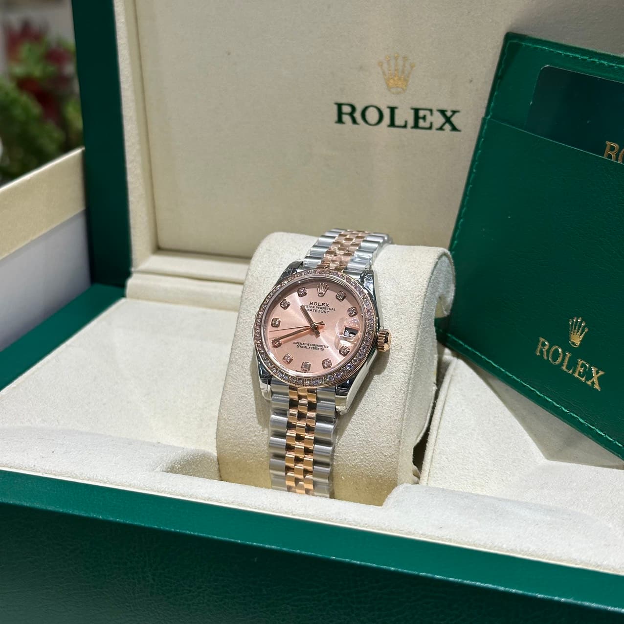 Dong-Ho-Rolex-DateJust-nu-Fake-Cao-Cap-Mat-Sunburt-Day-Jubilee-31mm-1-1