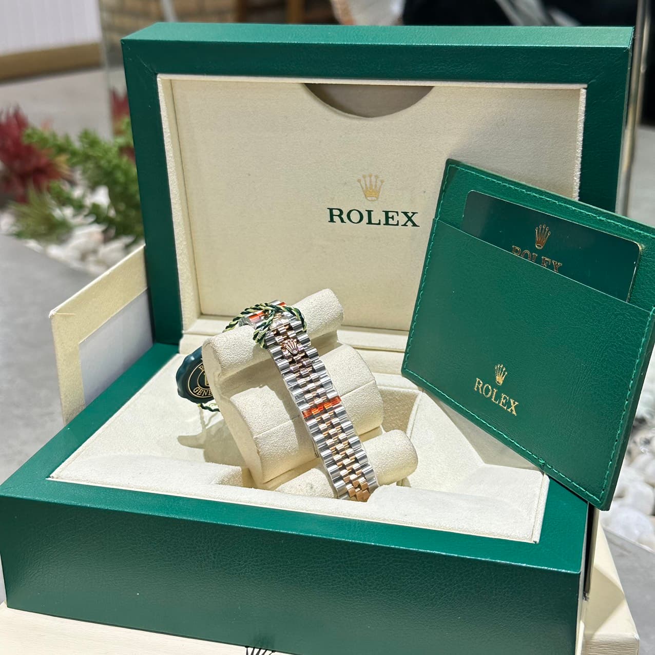 Dong-Ho-Rolex-DateJust-nu-Fake-Cao-Cap-Mat-Sunburt-Day-Jubilee-31mm-4-1
