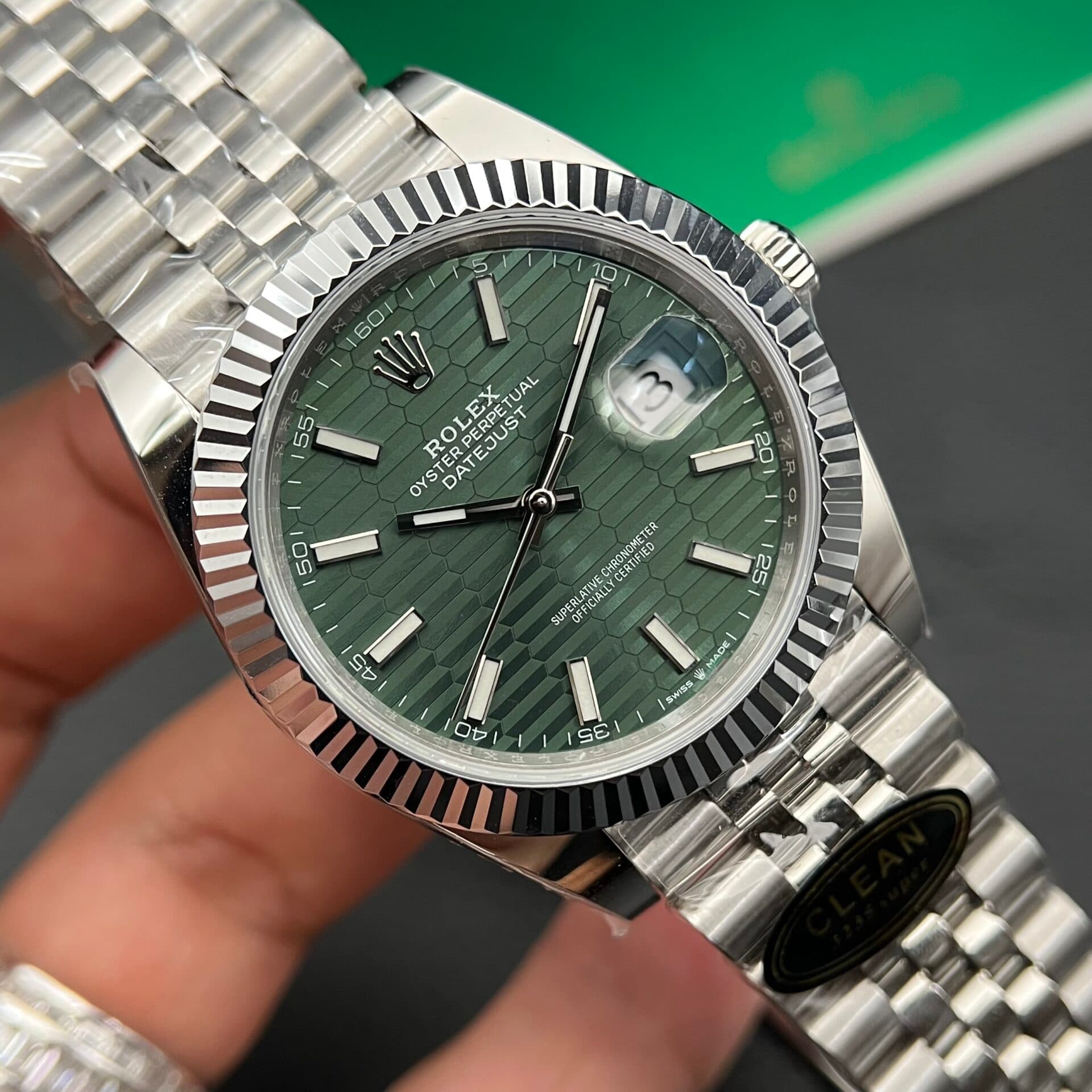 Dong-Ho-Rolex-Datejust-126234-Mat-Xep-Gach-Mau-Xanh-La-VS-36mm-5-1