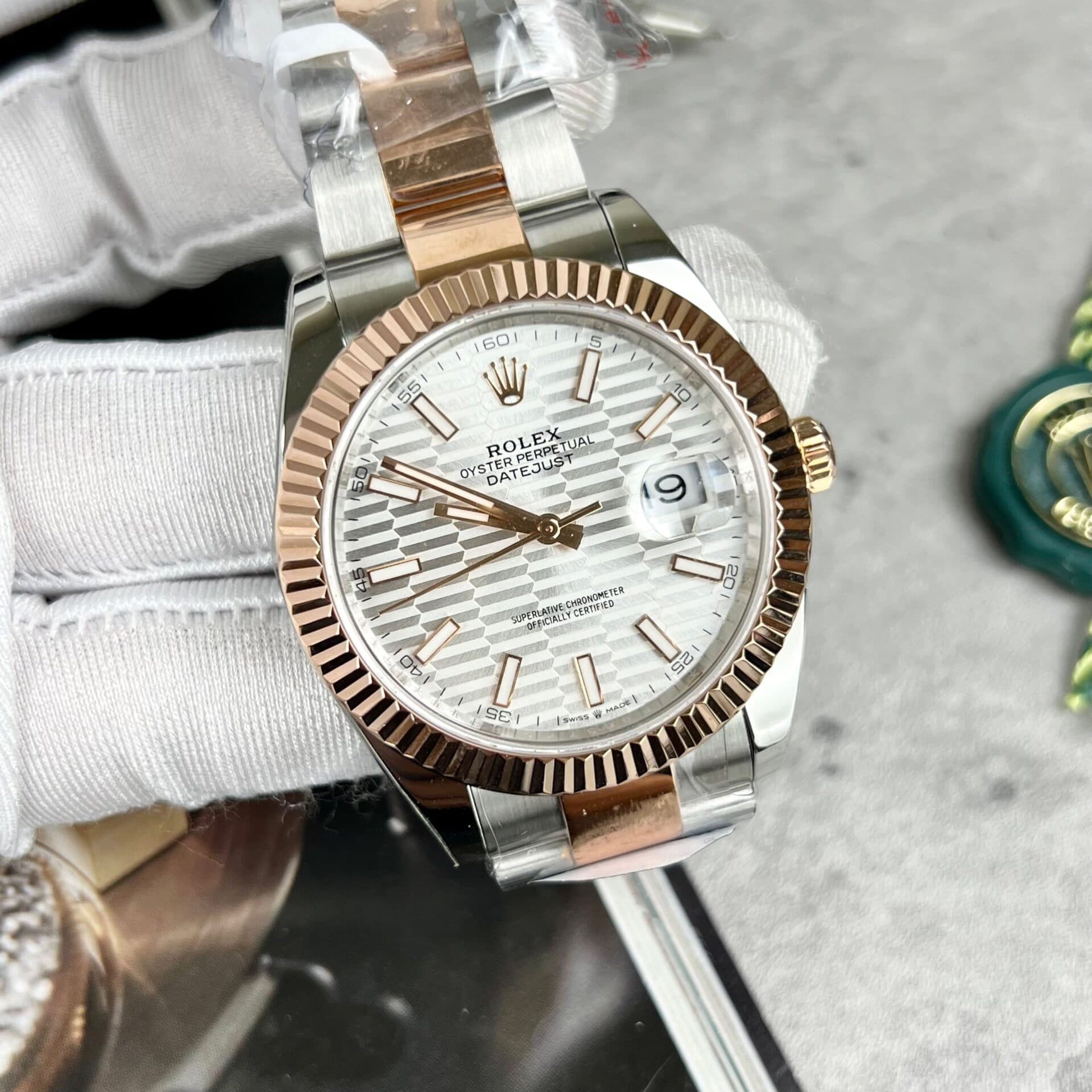 Dong-Ho-Rolex-Datejust-126331-Boc-Vang-18k-Replica-11-Clean-Factory-41mm-3-1