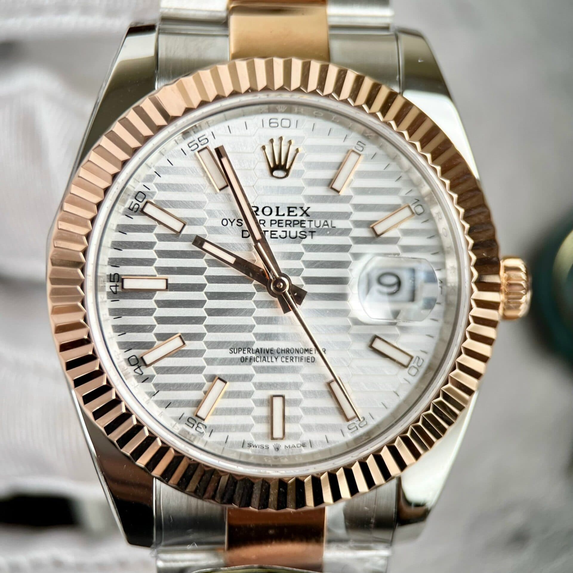 Dong-Ho-Rolex-Datejust-126331-Boc-Vang-18k-Replica-11-Clean-Factory-41mm-5-1