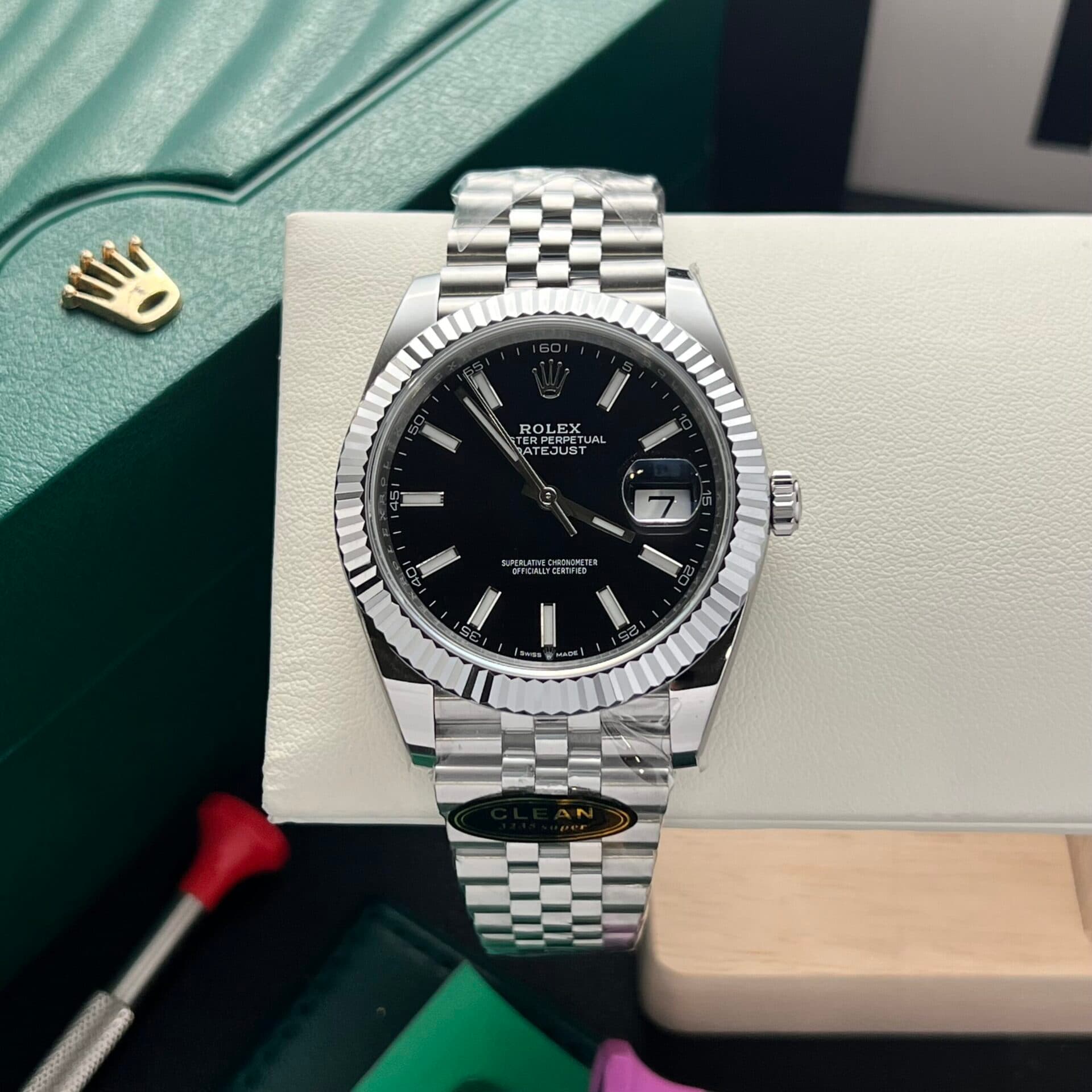 Dong-Ho-Rolex-Datejust-126334-Rep-11-Mat-Den-May-Clean-41mm-2-scaled-1