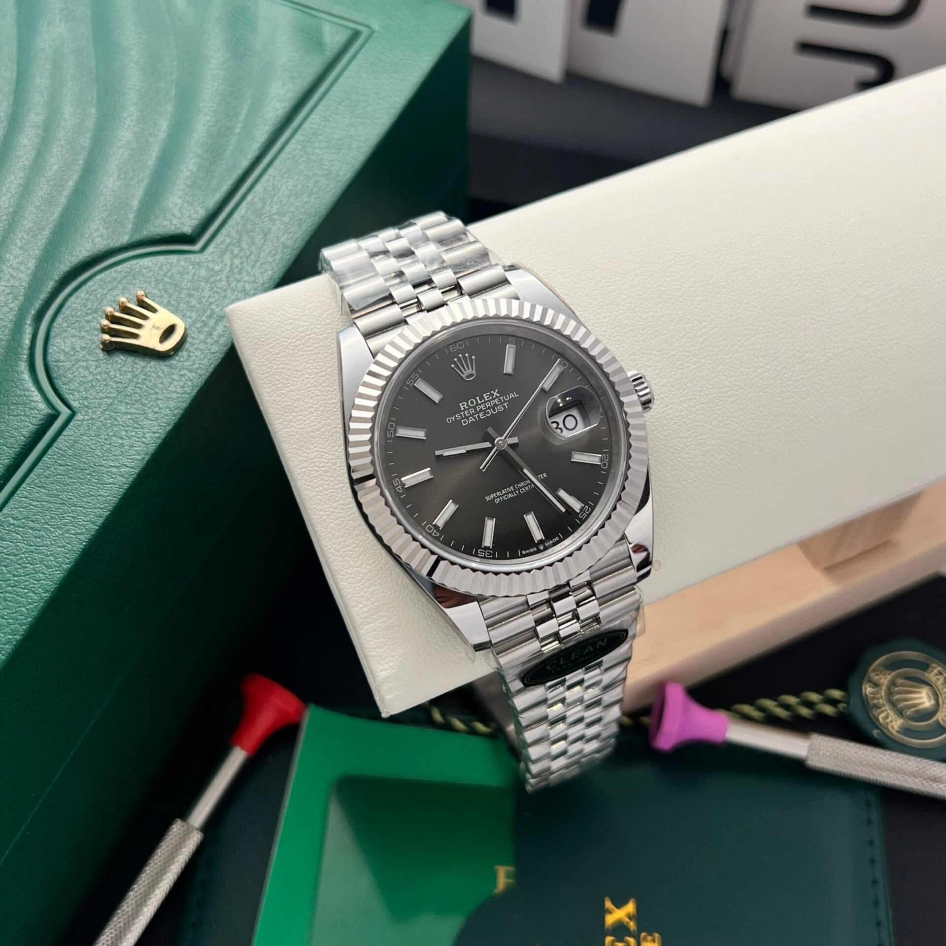 Dong-Ho-Rolex-Datejust-126334-Rep-11-Mat-Xam-Nha-May-Clean-41mm-2-scaled-1
