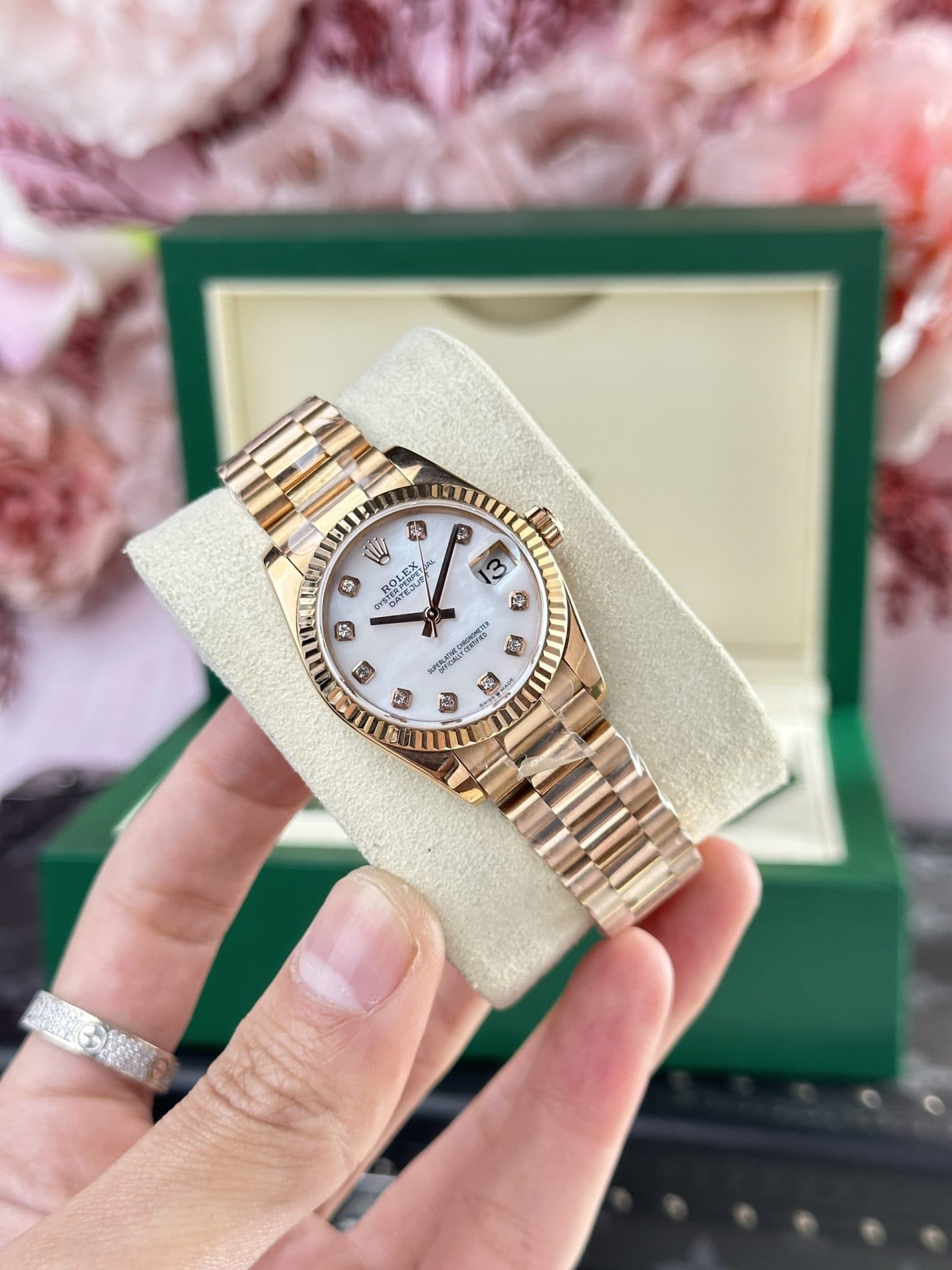 Dong-Ho-Rolex-Datejust-278275-Replica-11-Nu-Mat-Kham-Xa-Cu-31mm-3-1