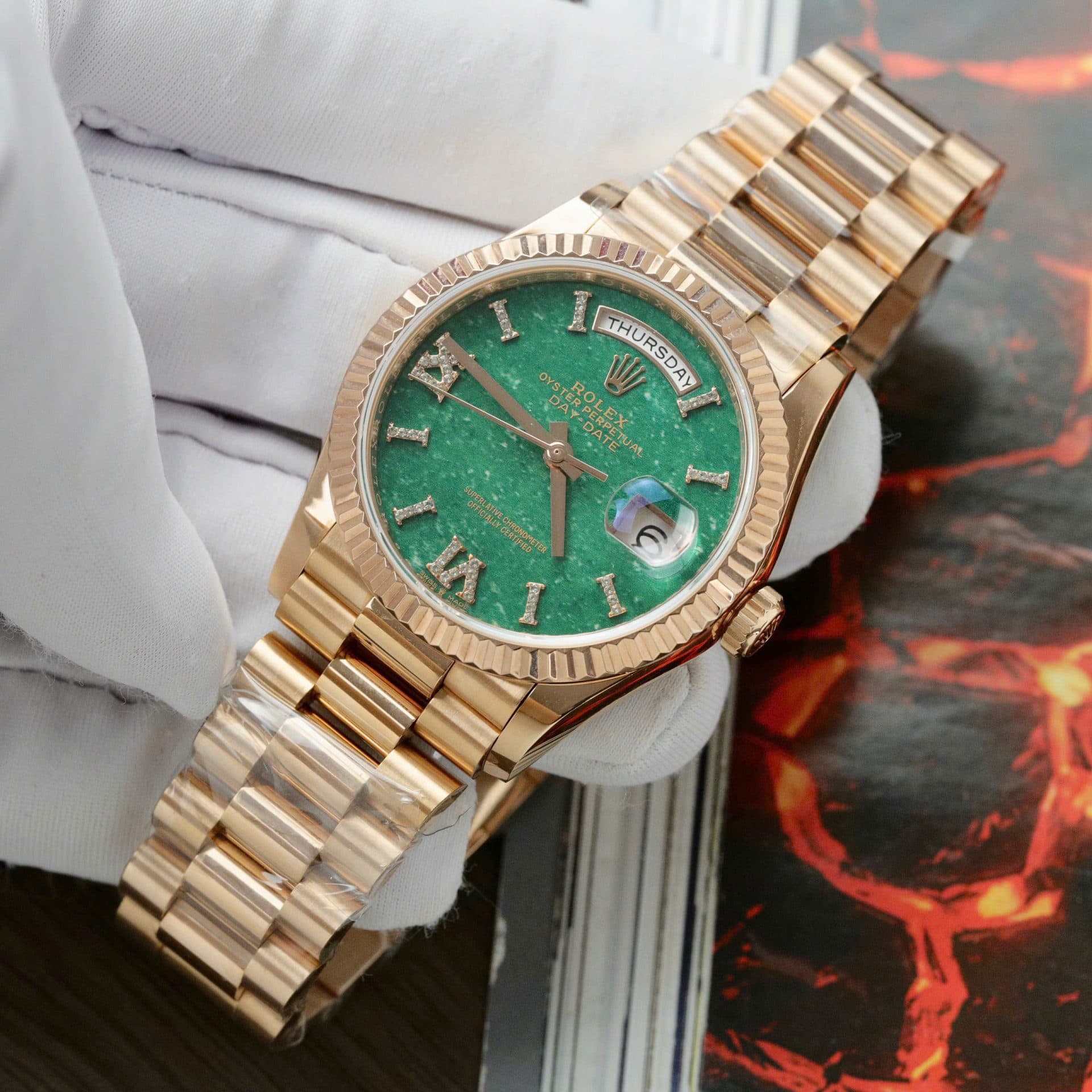 Dong-Ho-Rolex-Day-Date-128235-Mat-So-Da-Aventurine-Che-Tac-Boc-Vang-That-36mm-4-1