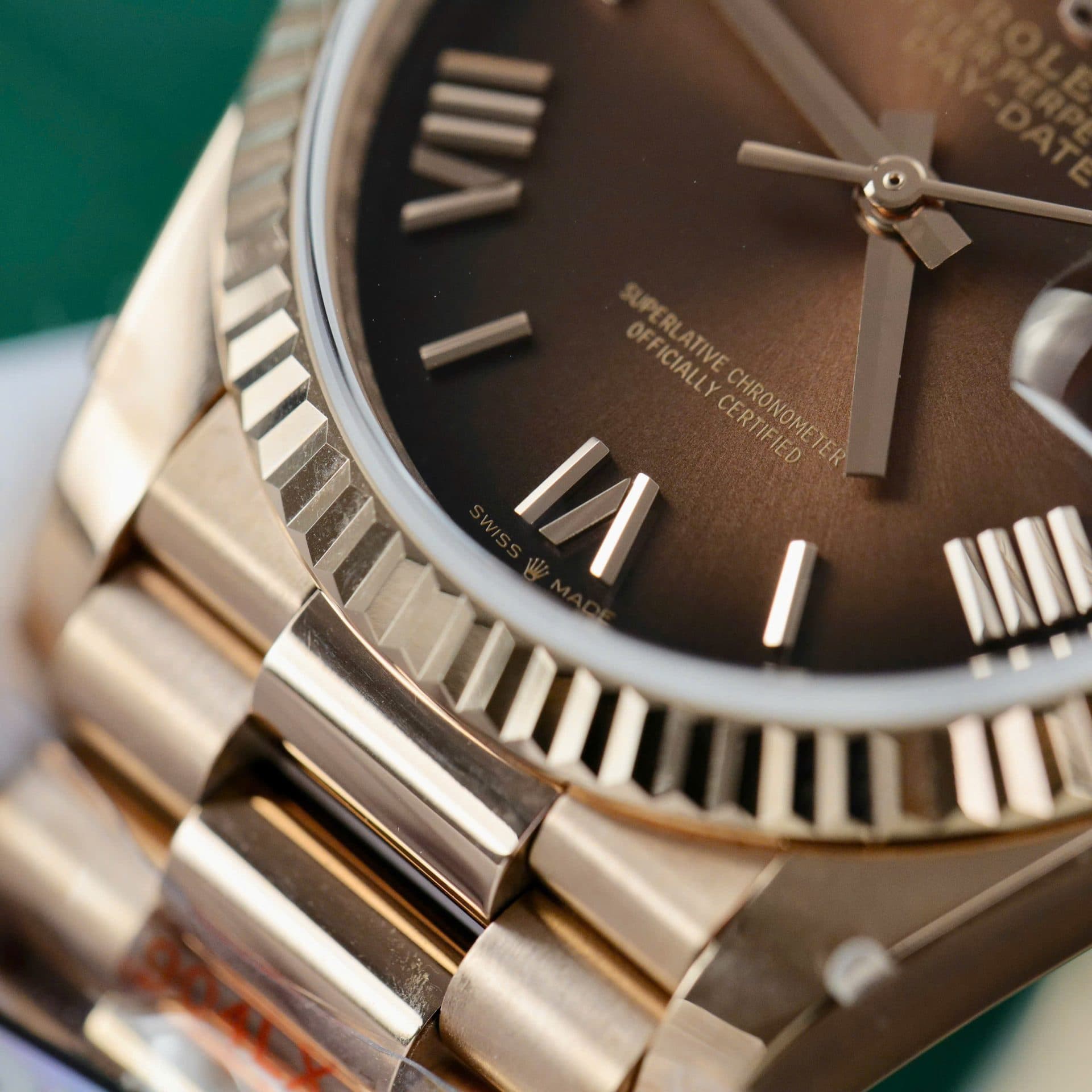 Dong-Ho-Rolex-Day-Date-128235-Replica-11-Mat-Chocolate-Trong-Luong-158gram-QF-Factory-36mm-6-1