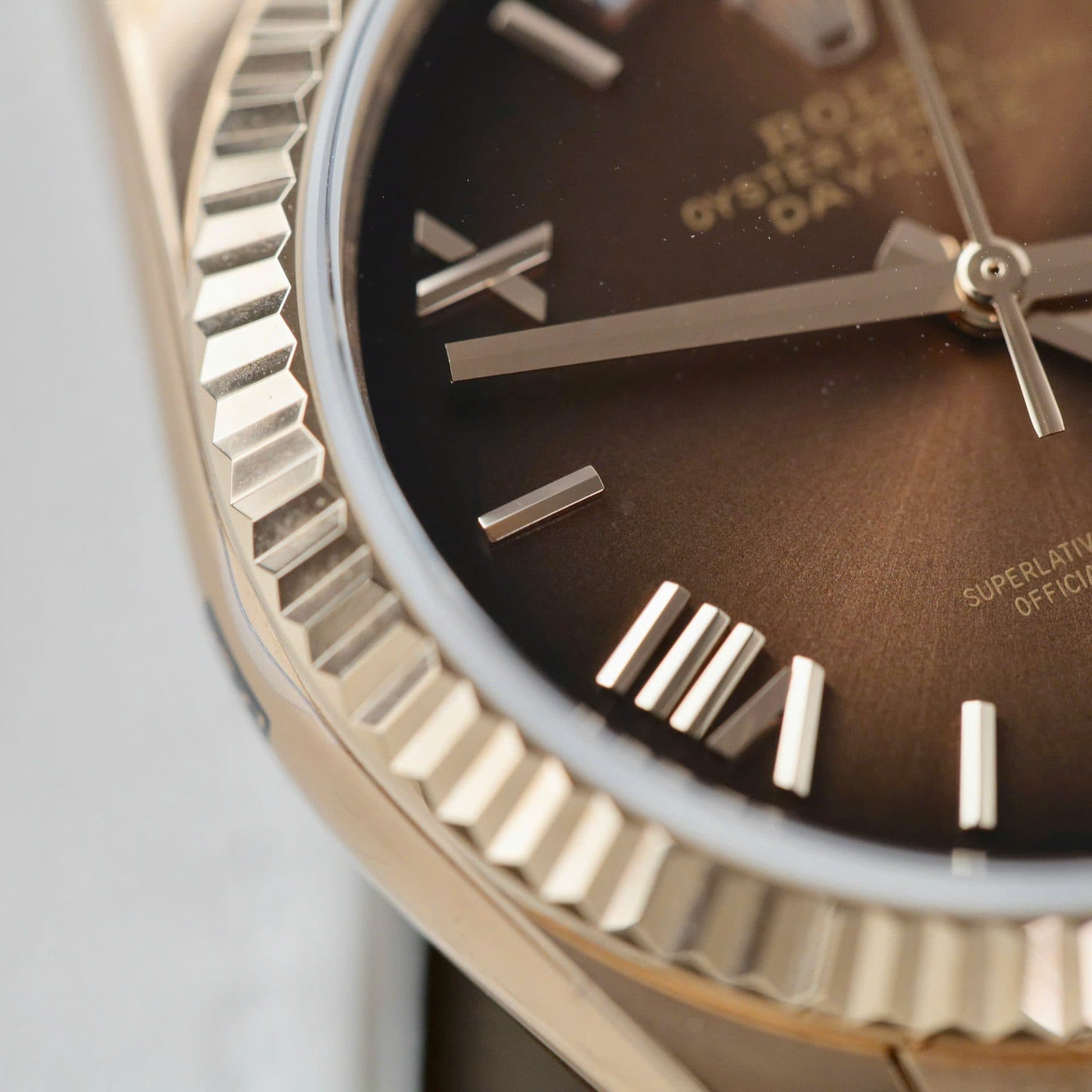 Dong-Ho-Rolex-Day-Date-128235-Replica-11-Mat-Chocolate-Trong-Luong-158gram-QF-Factory-36mm-8-1