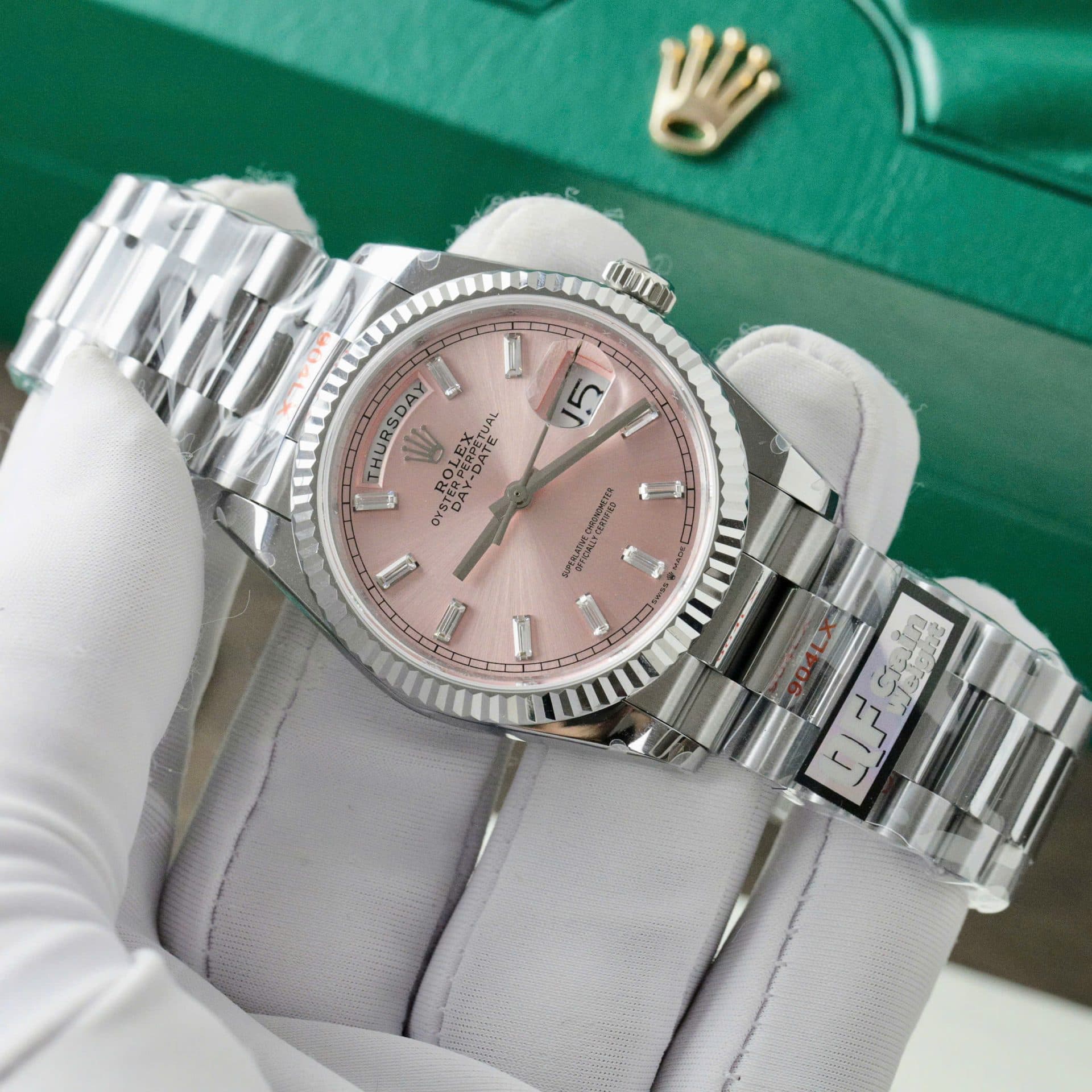 Dong-Ho-Rolex-Day-Date-128236-Mat-Hong-Rep-11-Tinh-Chinh-Trong-Luong-158-Grams-Nha-May-QF-36mm-2-1