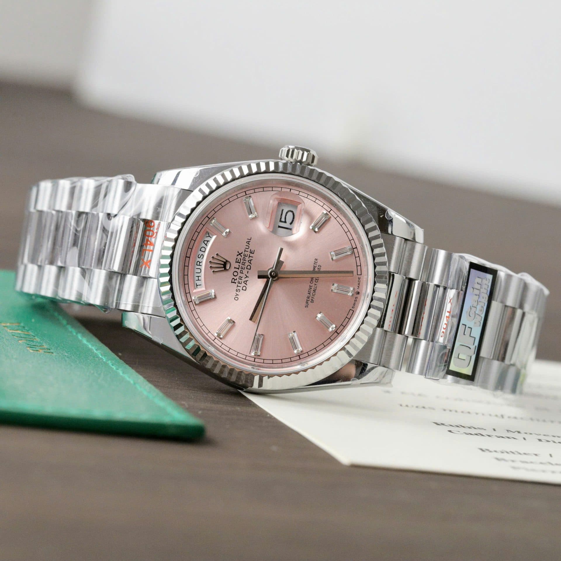 Dong-Ho-Rolex-Day-Date-128236-Mat-Hong-Rep-11-Tinh-Chinh-Trong-Luong-158-Grams-Nha-May-QF-36mm-4-1