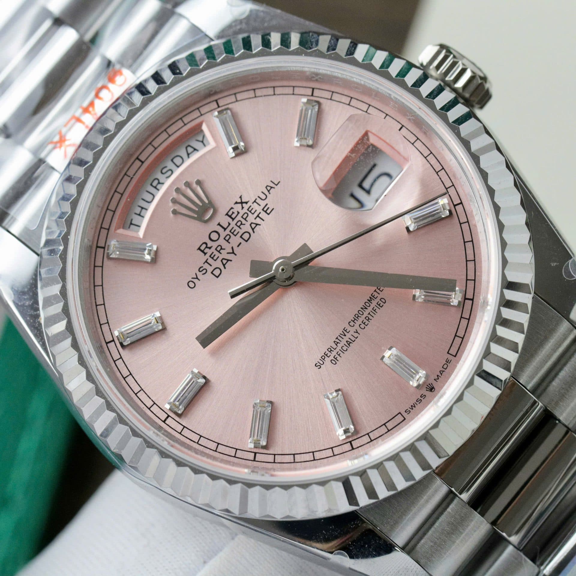 Dong-Ho-Rolex-Day-Date-128236-Mat-Hong-Rep-11-Tinh-Chinh-Trong-Luong-158-Grams-Nha-May-QF-36mm-5-1