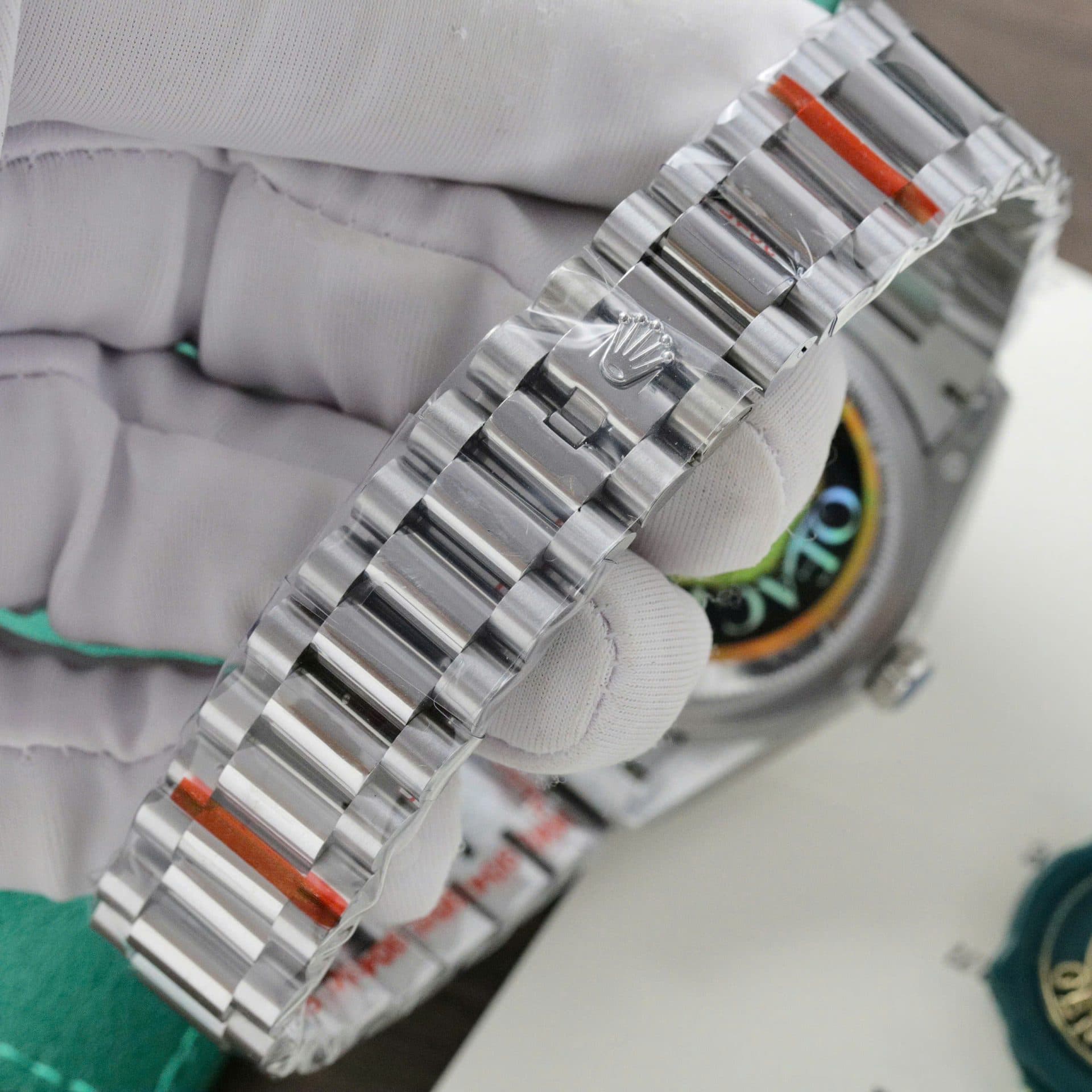 Dong-Ho-Rolex-Day-Date-128236-Rep-11-2-1
