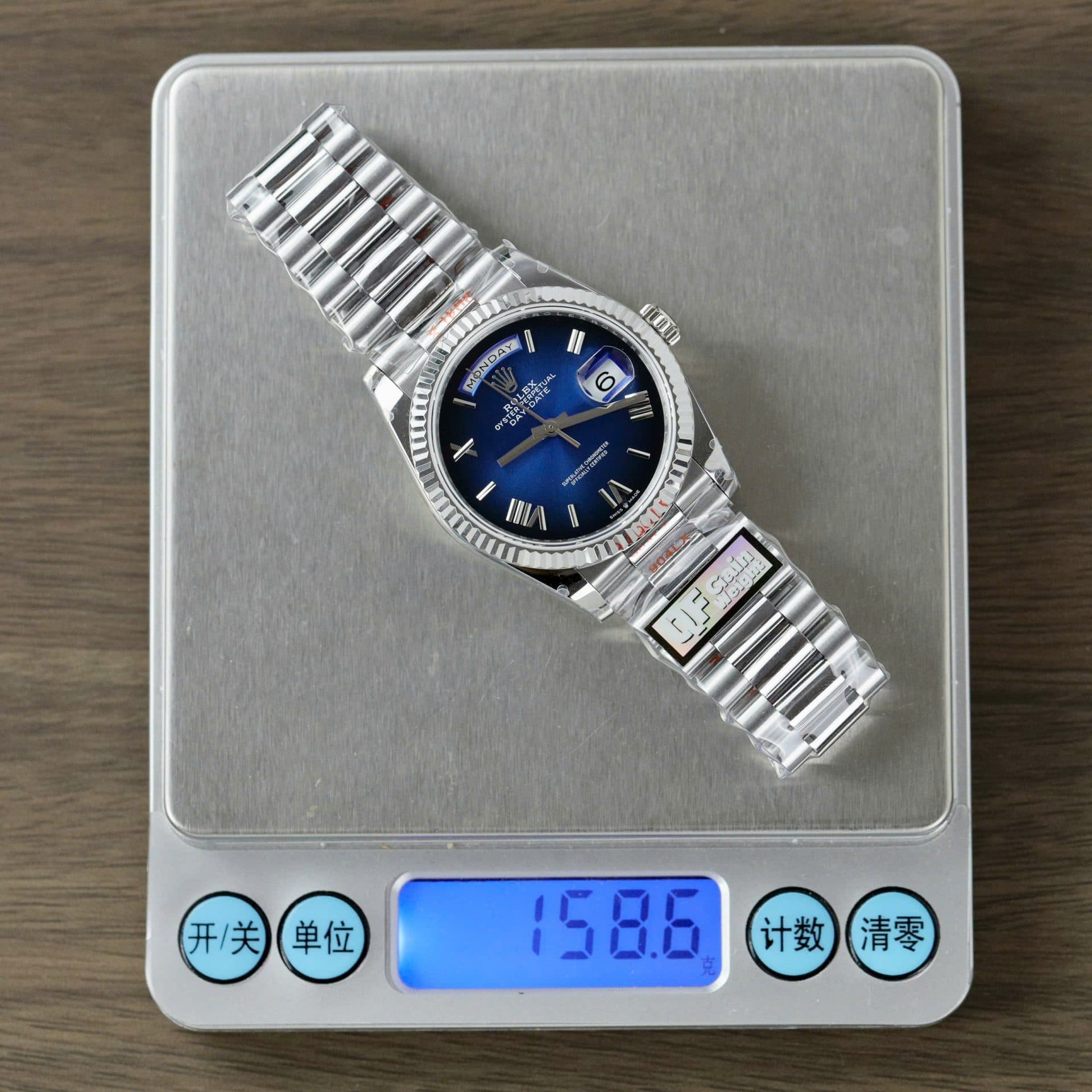 Dong-Ho-Rolex-Day-Date-128236-Rep-11-Cao-Cap-Mat-Xanh-Blue-Trong-Luong-158gram-QF-Factory-36mm-9-1
