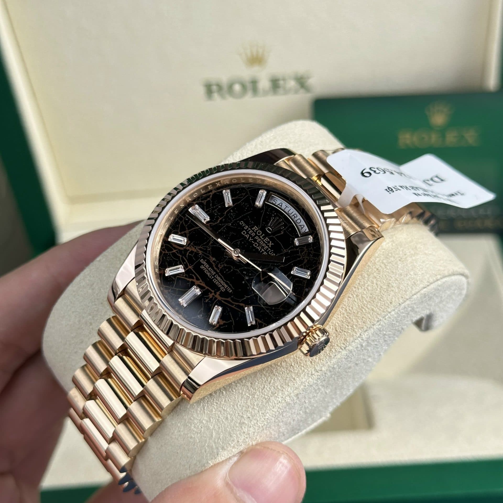 Dong-Ho-Rolex-Day-Date-228235-Boc-Vang-18K-Mat-Nham-Thach-178-Gram-40mm-7-1