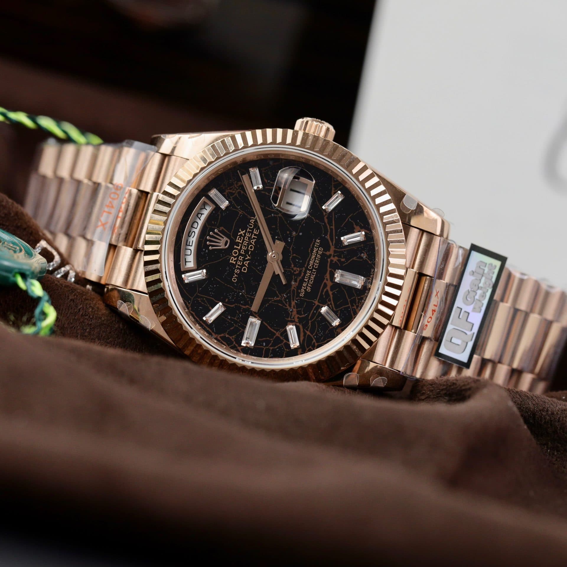 Dong-Ho-Rolex-Day-Date-228235-Nang-186-Grams-Mat-Nham-Thach-QF-Factory-40mm-3-1