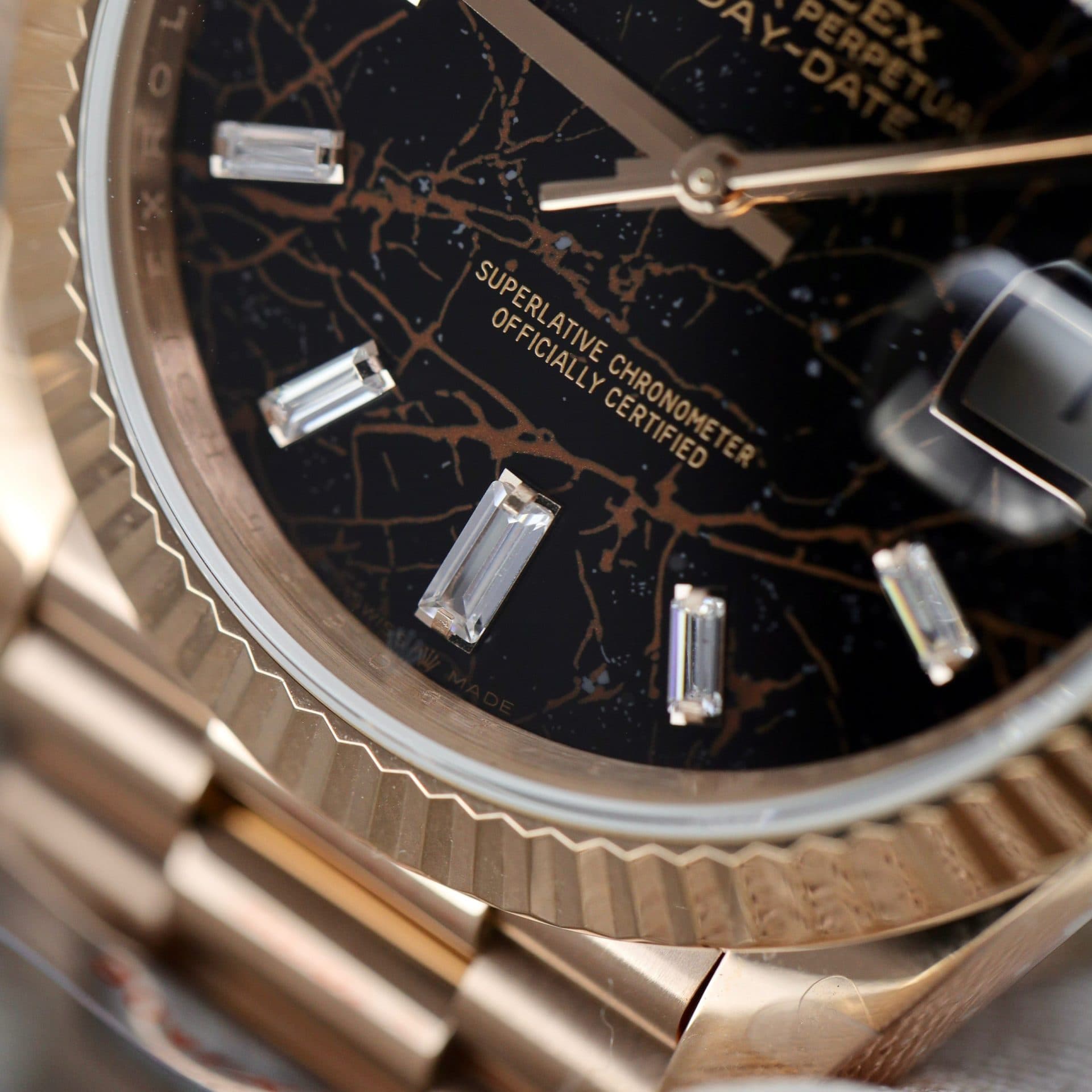 Dong-Ho-Rolex-Day-Date-228235-Nang-186-Grams-Mat-Nham-Thach-QF-Factory-40mm-5-1