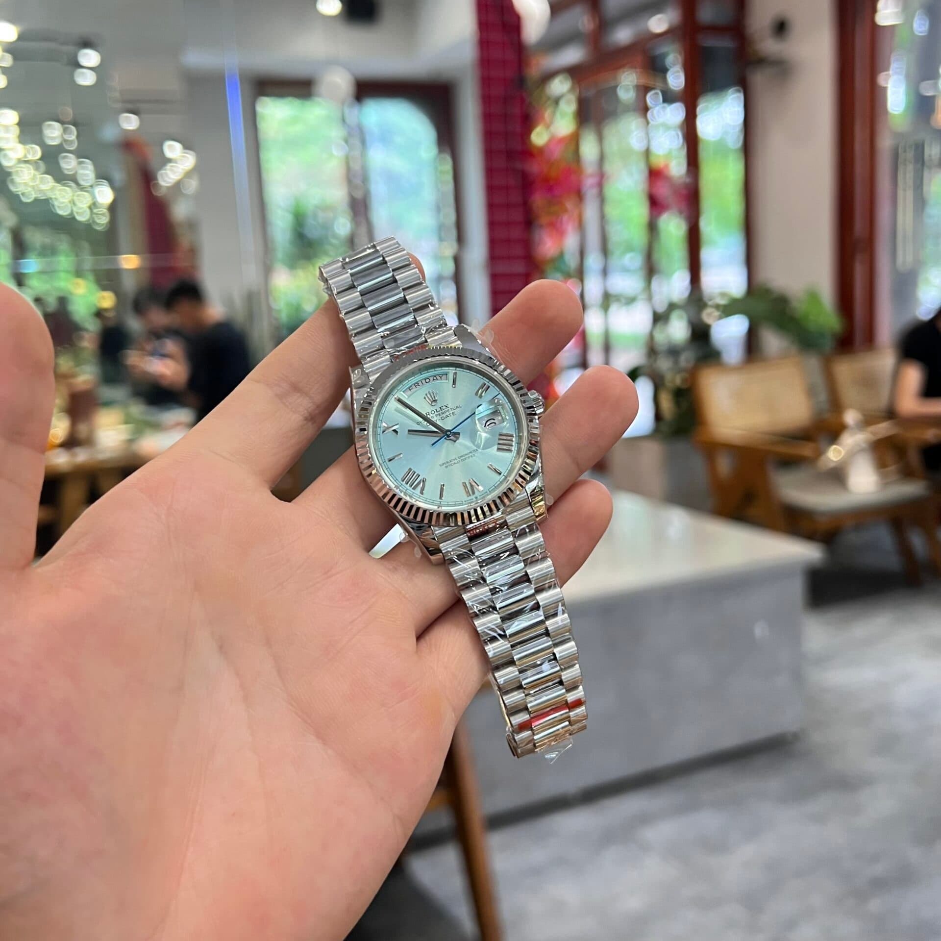 Dong-Ho-Rolex-Day-Date-228236-Mat-Xanh-Bang-Nha-May-GM-40mm-1-1
